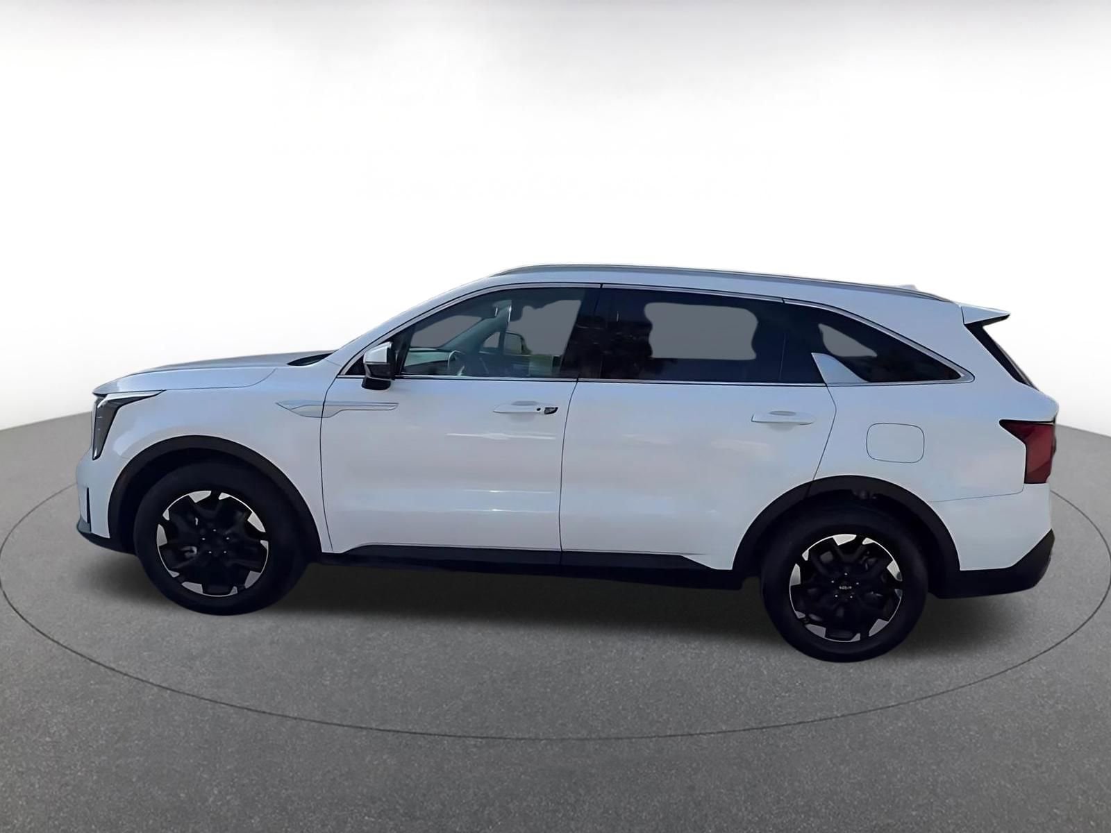 Thumbnail: 2024 Kia Sorento - 9