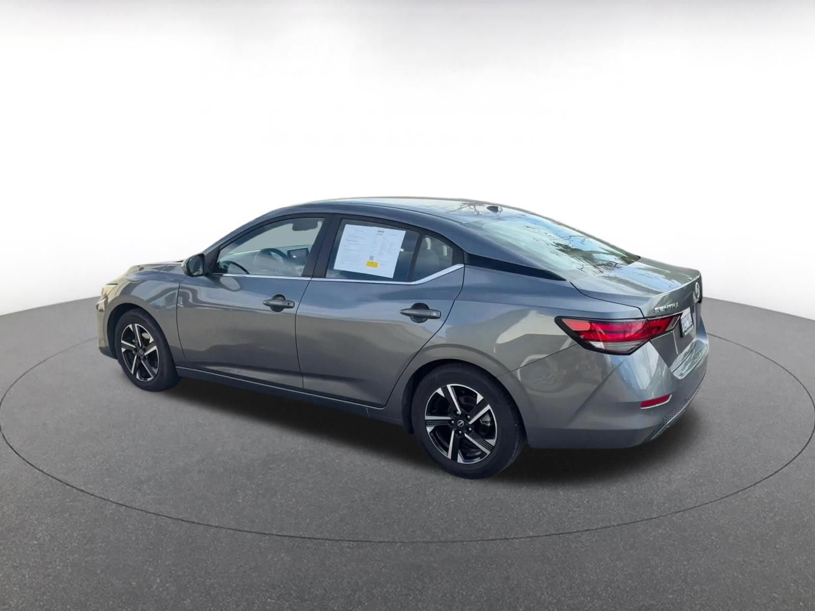 Thumbnail: 2025 Nissan Sentra - 10