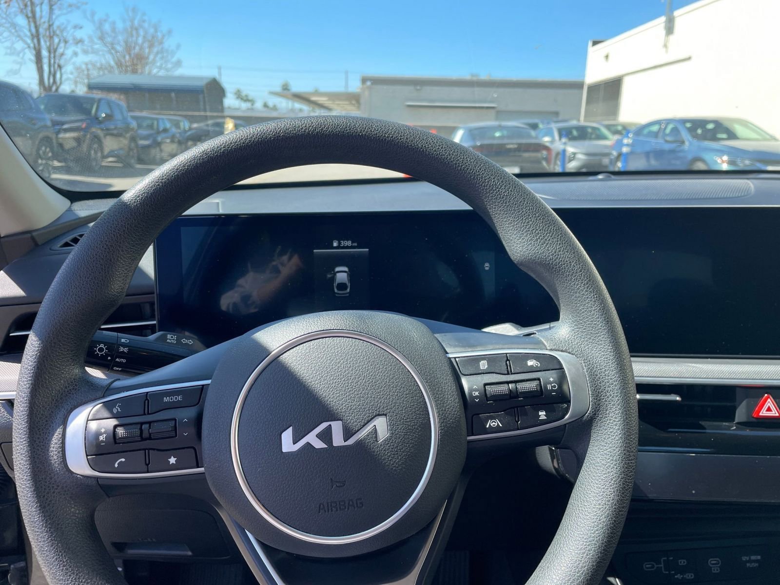 Thumbnail: 2025 Kia K5 - 35