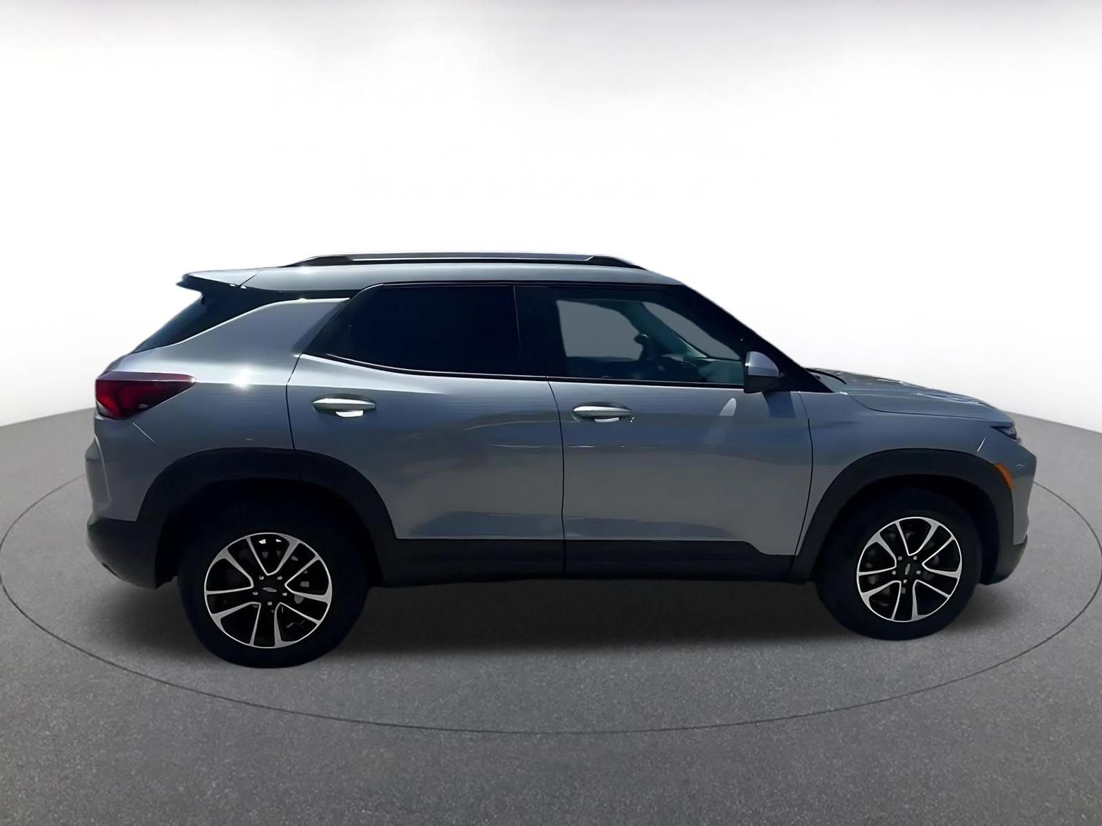 Thumbnail: 2025 Chevrolet TrailBlazer - 16