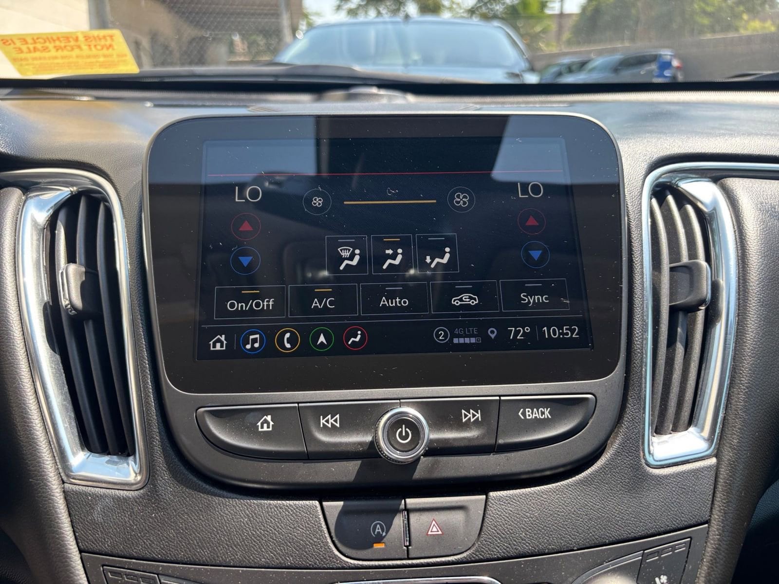 Thumbnail: 2024 Chevrolet Malibu - 21