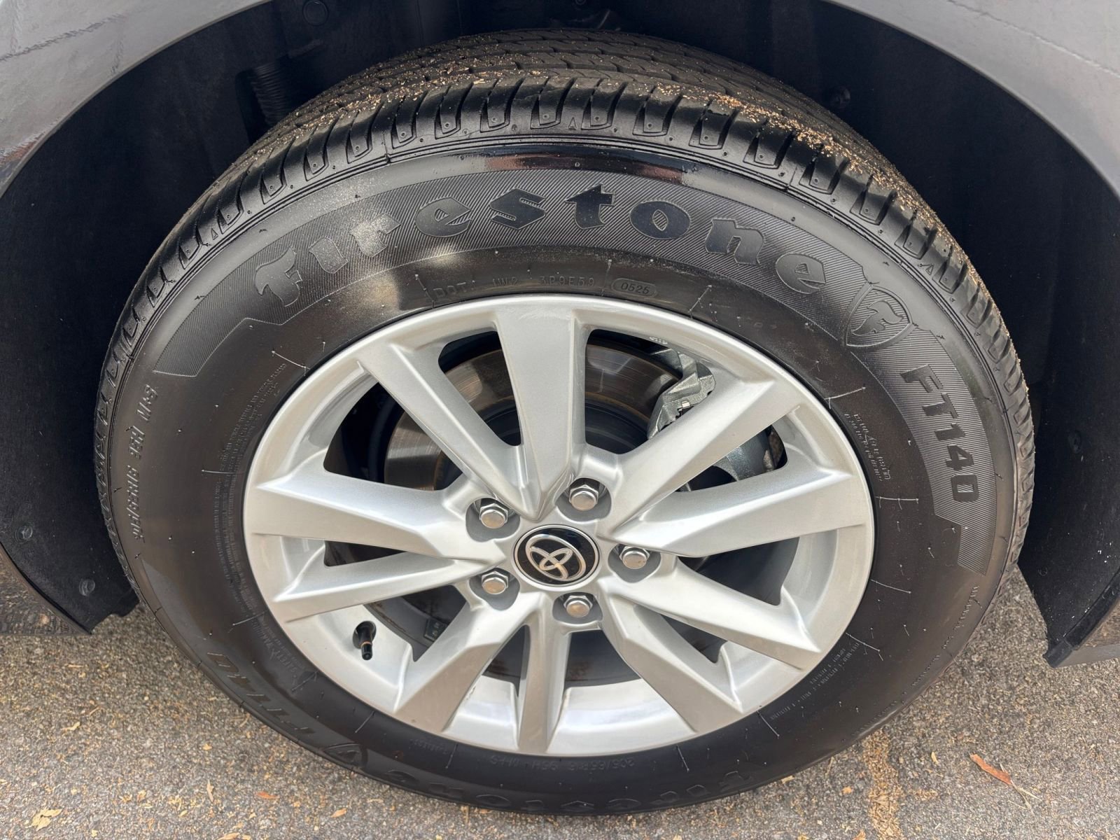 Thumbnail: 2025 Toyota Camry - 30