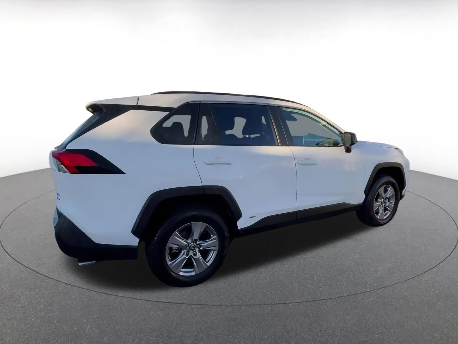 Thumbnail: 2025 Toyota RAV4 - 14