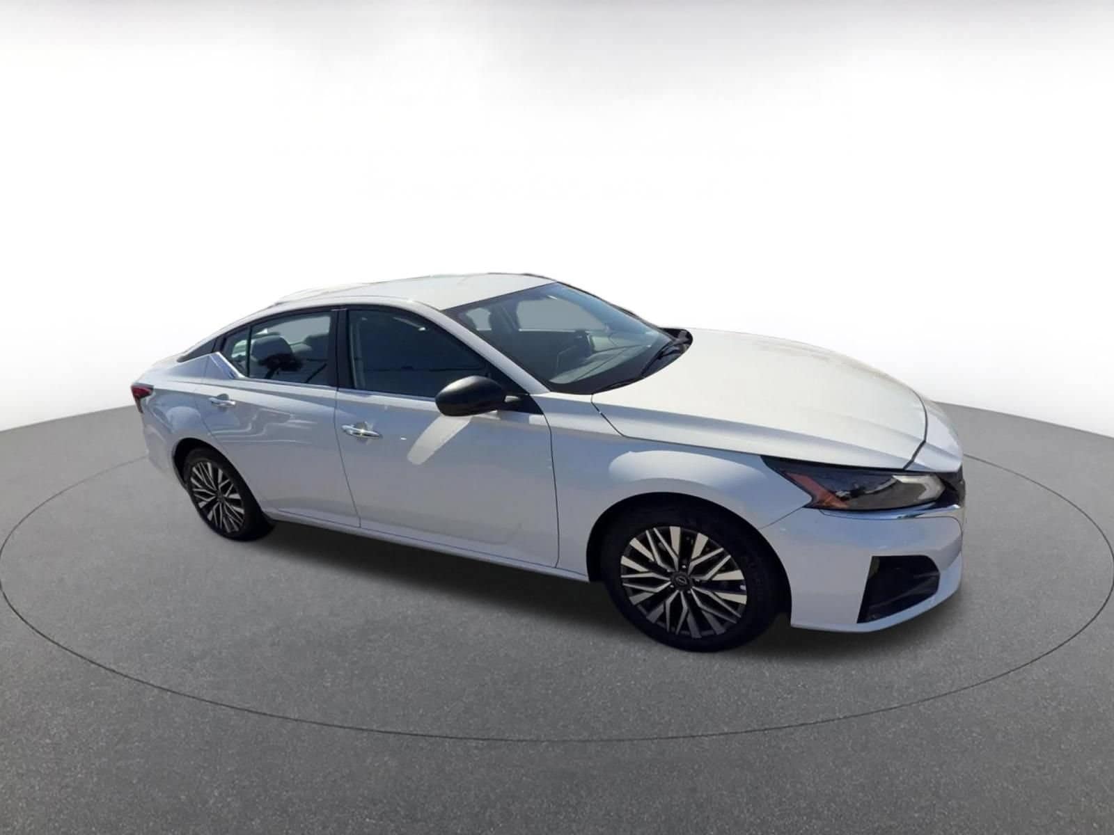 Thumbnail: 2025 Nissan Altima - 2