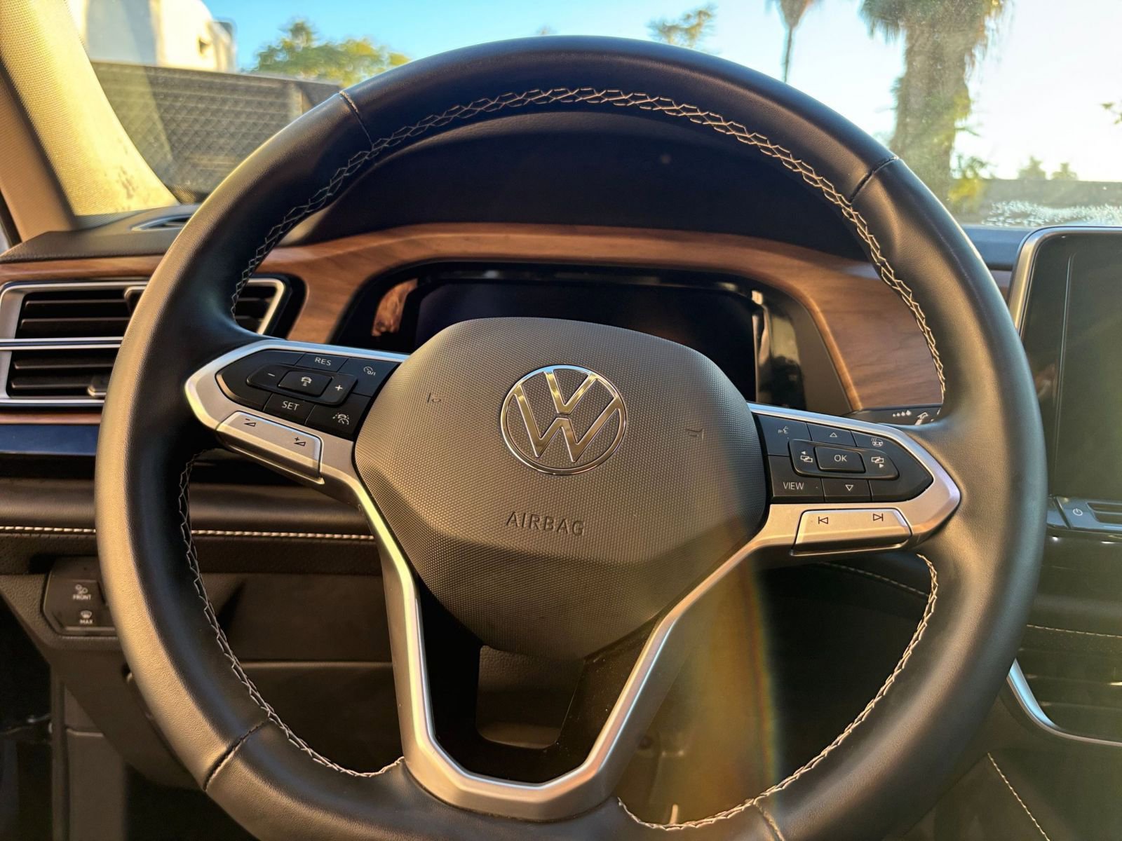 Thumbnail: 2025 Volkswagen Atlas - 29