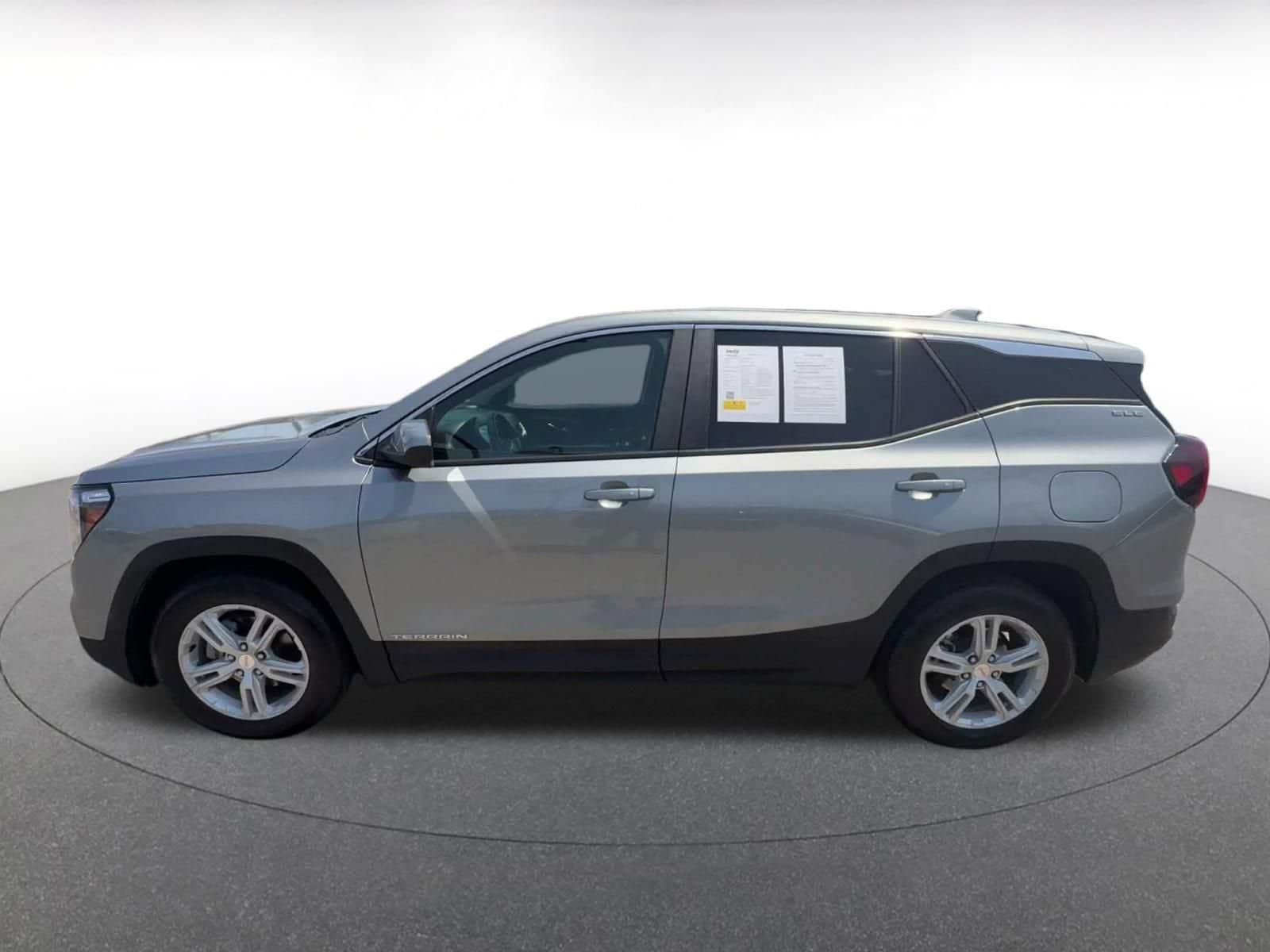 Thumbnail: 2024 GMC Terrain - 9