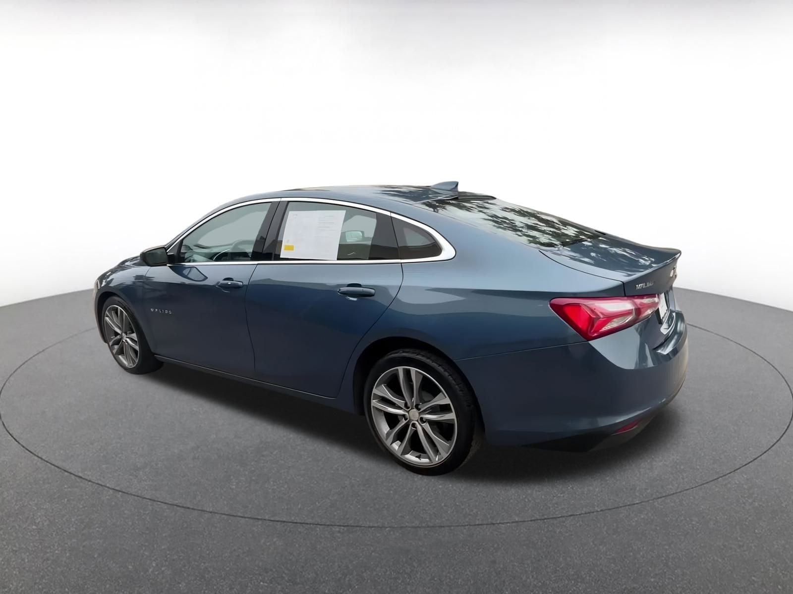 Thumbnail: 2024 Chevrolet Malibu - 10
