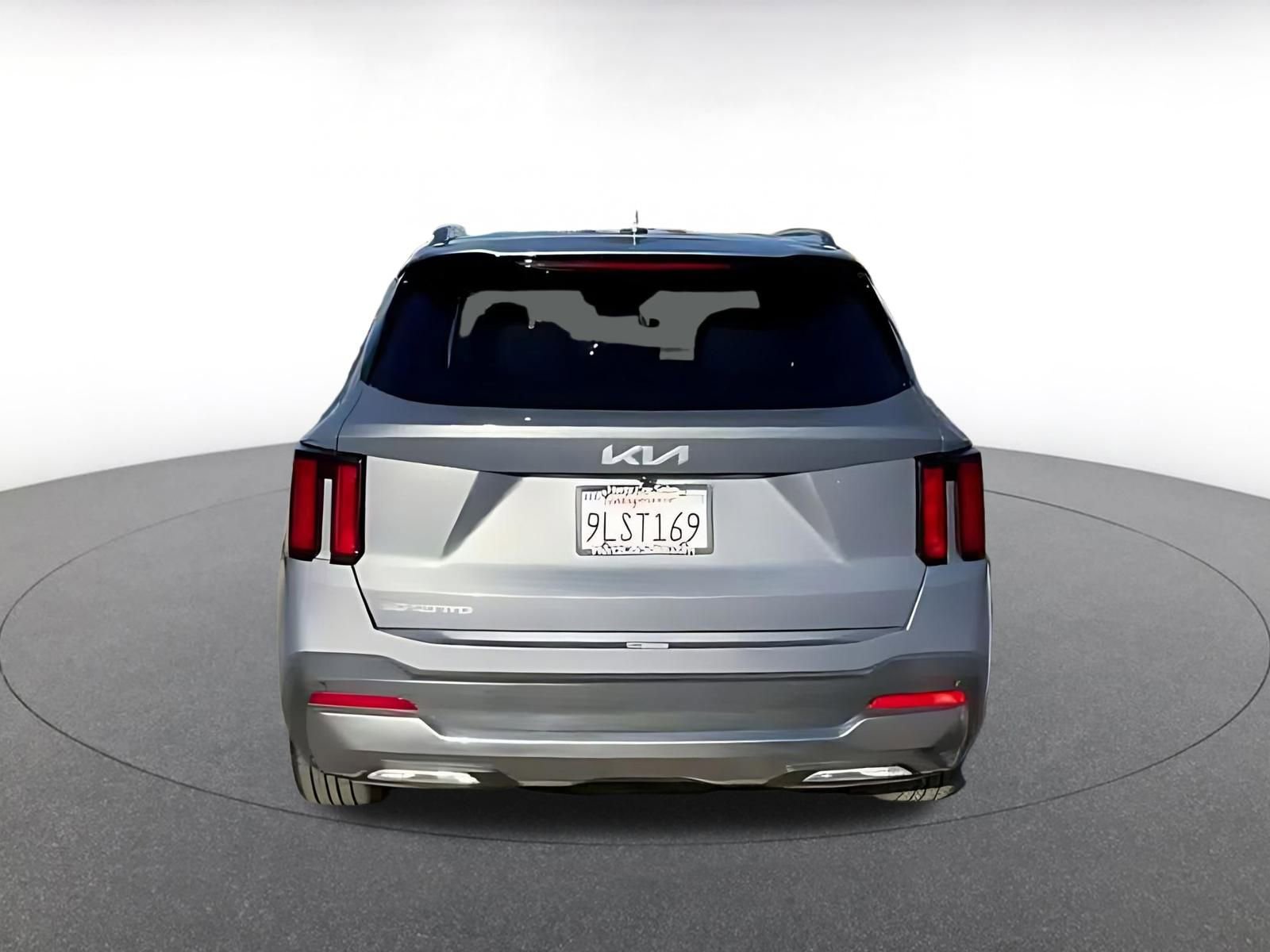 Thumbnail: 2024 Kia Sorento - 12