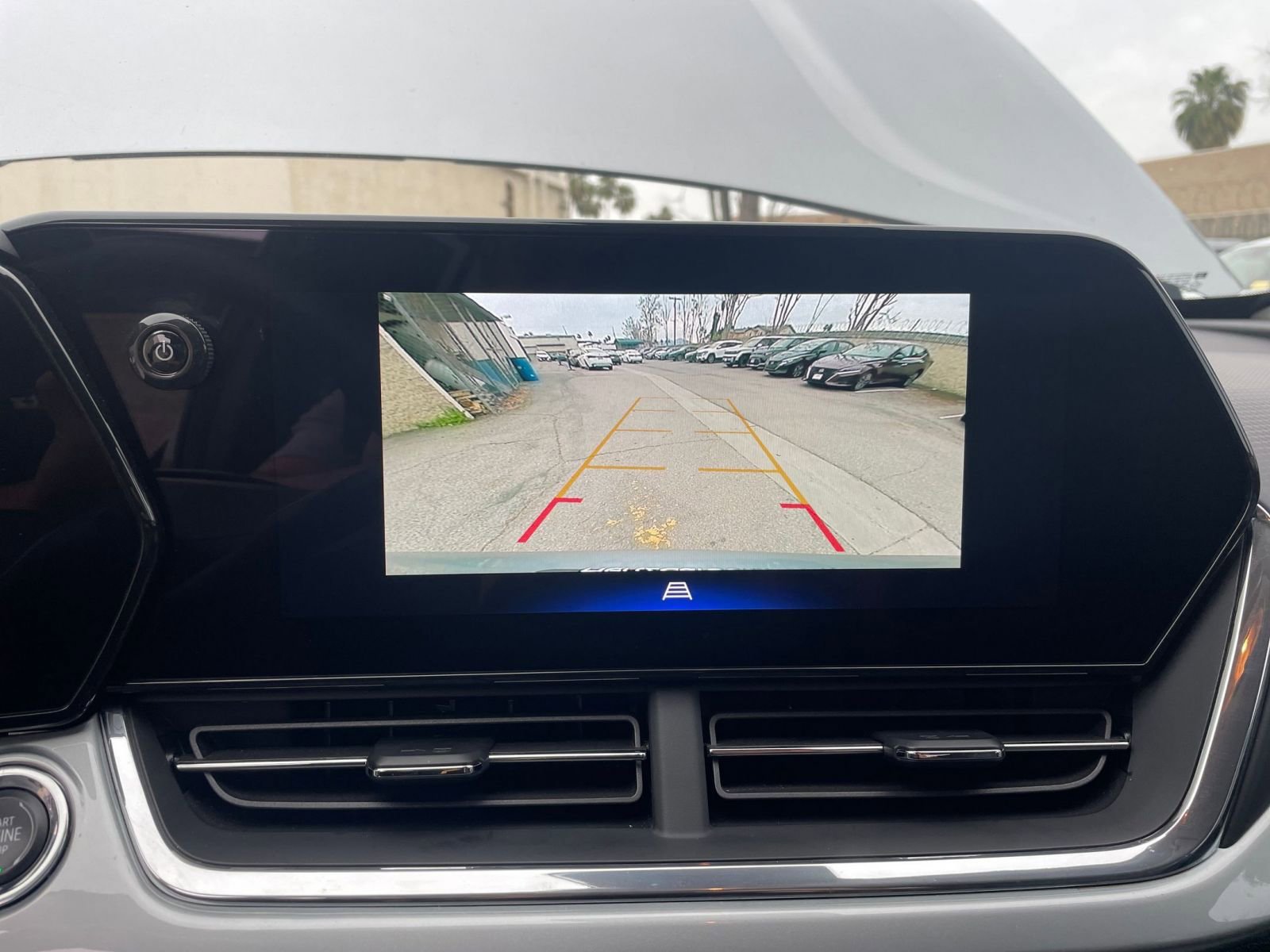 Thumbnail: 2025 Chevrolet Trax - 23