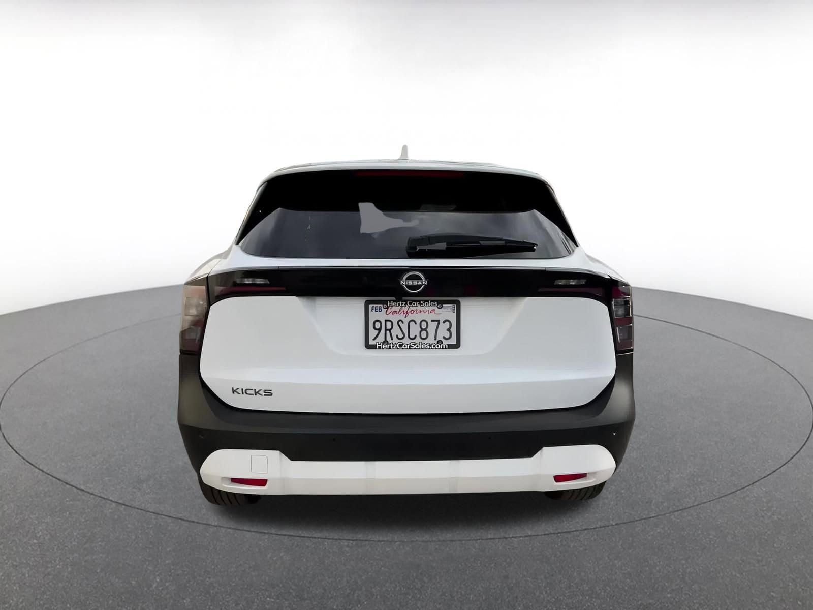 Thumbnail: 2025 Nissan Kicks - 12