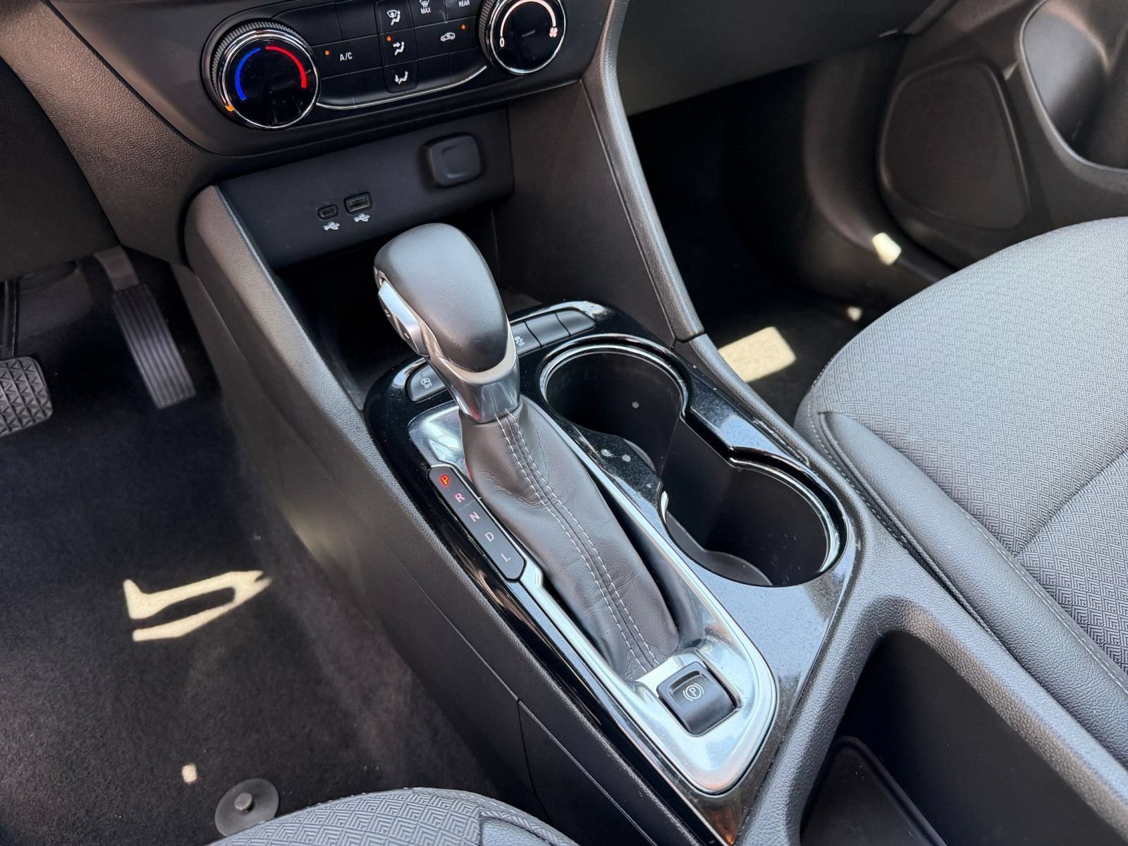 Thumbnail: 2025 Buick Encore GX - 35