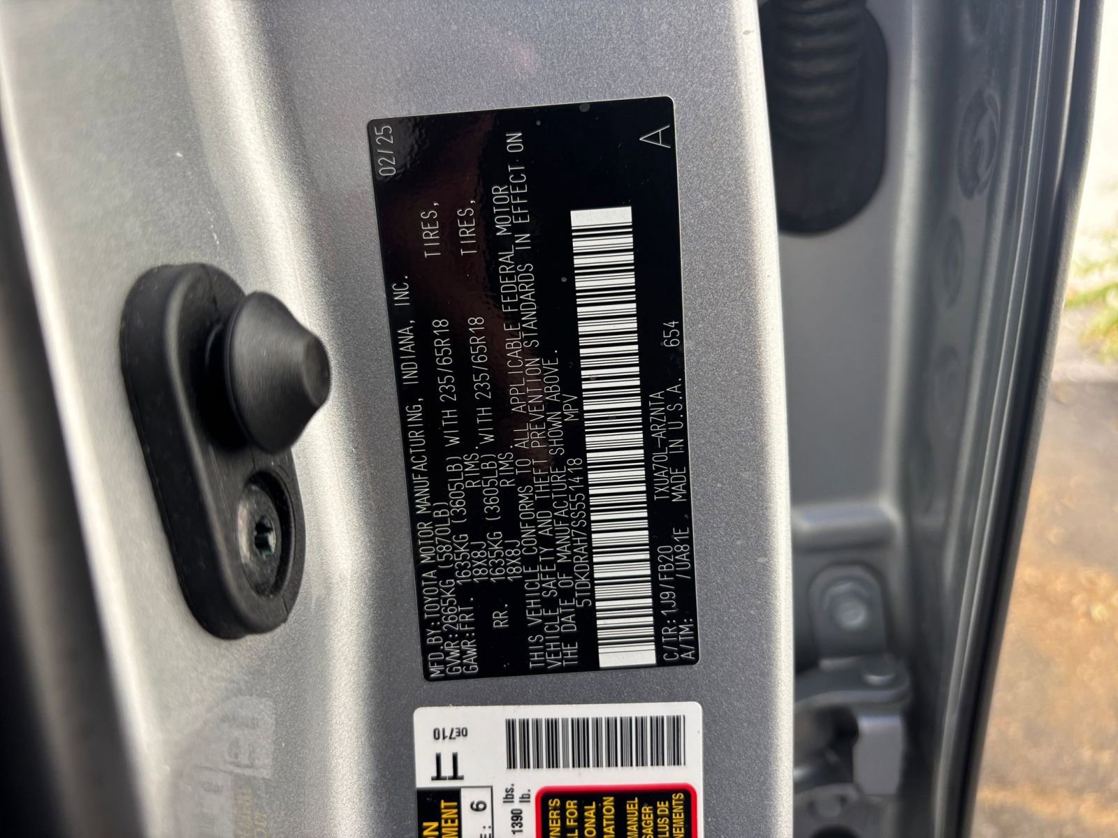 Thumbnail: 2025 Toyota Highlander - 30