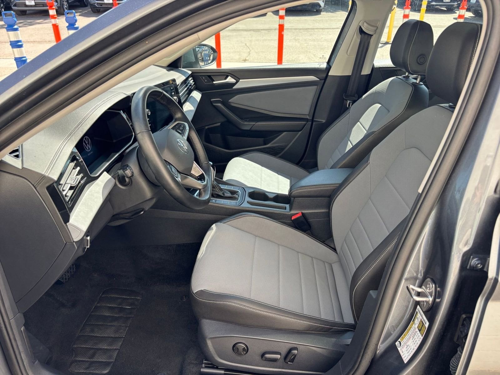 Thumbnail: 2025 Volkswagen Jetta - 27