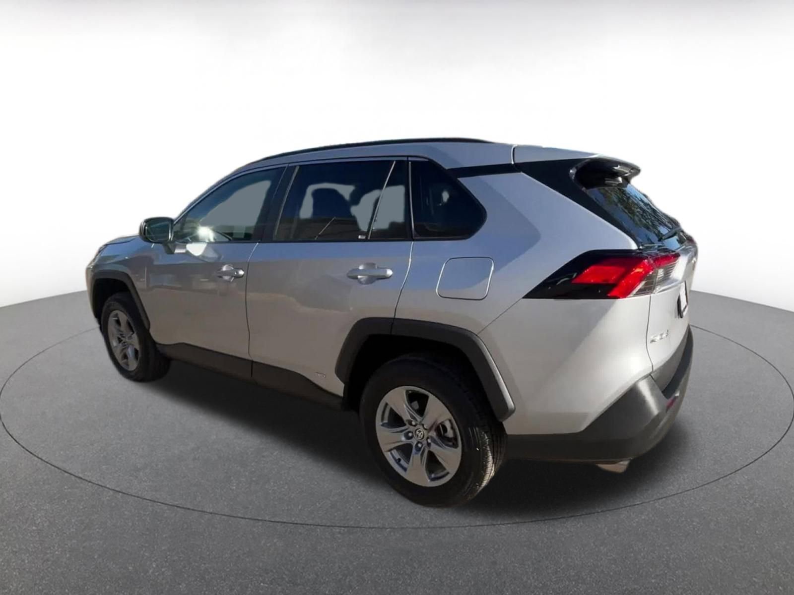 Thumbnail: 2025 Toyota RAV4 - 10