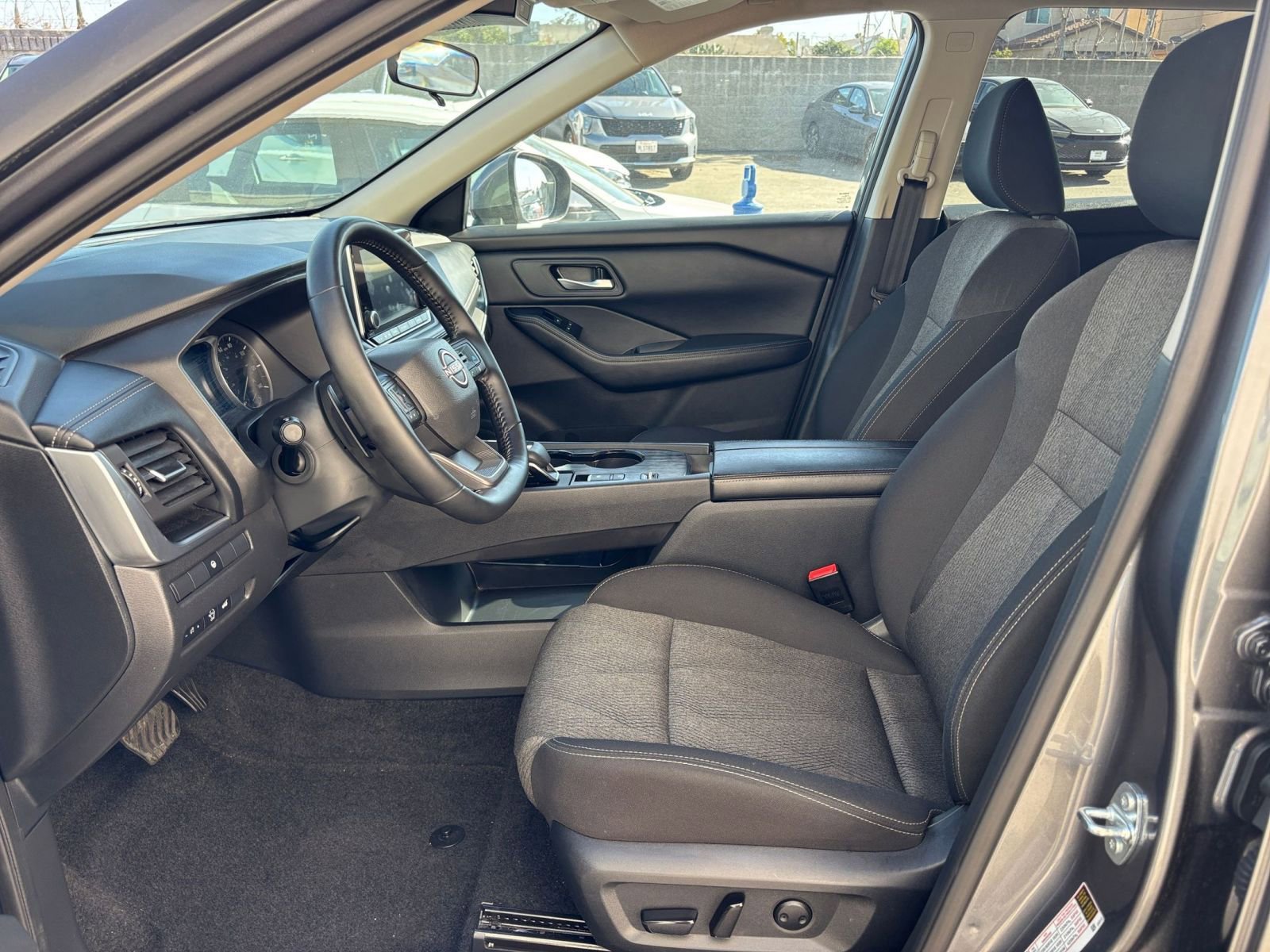 Thumbnail: 2025 Nissan Rogue - 29