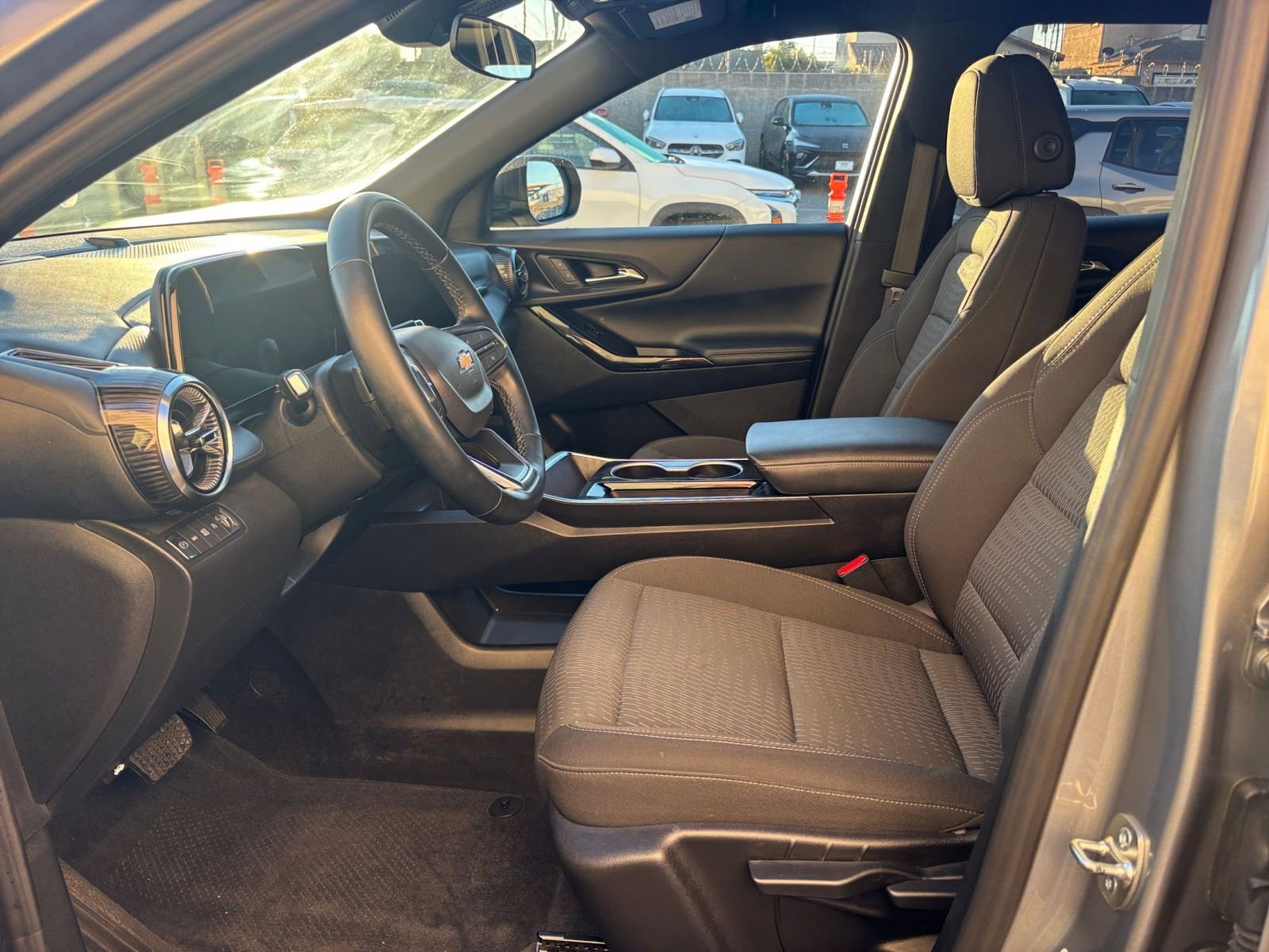 Thumbnail: 2025 Chevrolet Equinox - 27