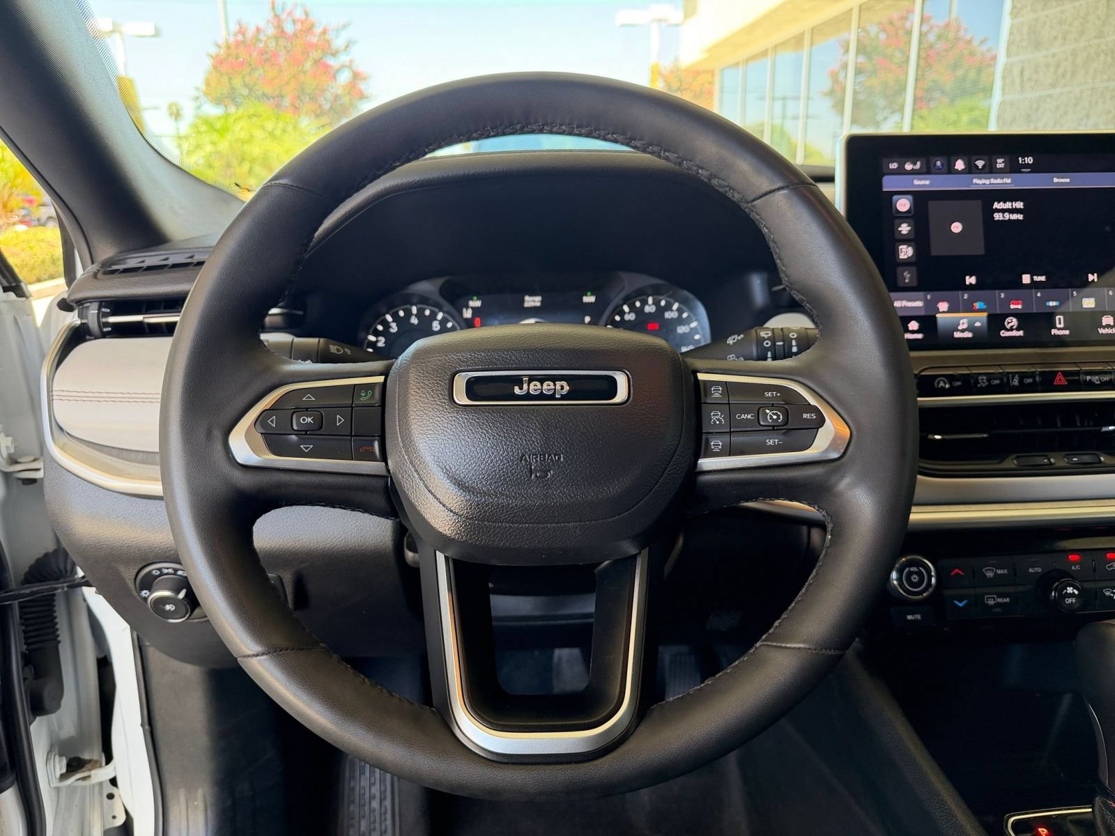 Thumbnail: 2025 Jeep Compass - 24