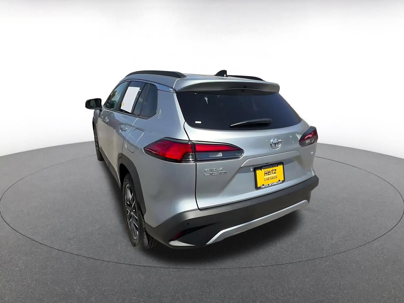 Thumbnail: 2026 Toyota Corolla Cross - 10