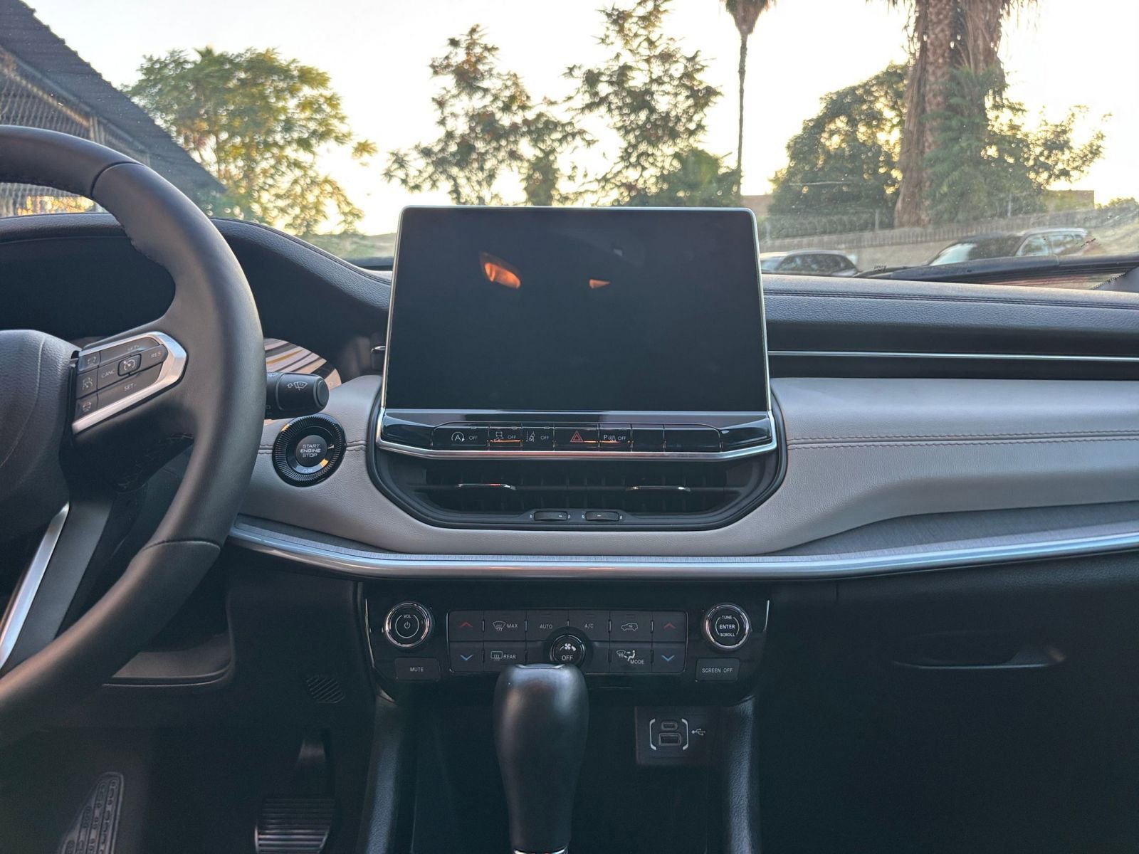 Thumbnail: 2025 Jeep Compass - 18