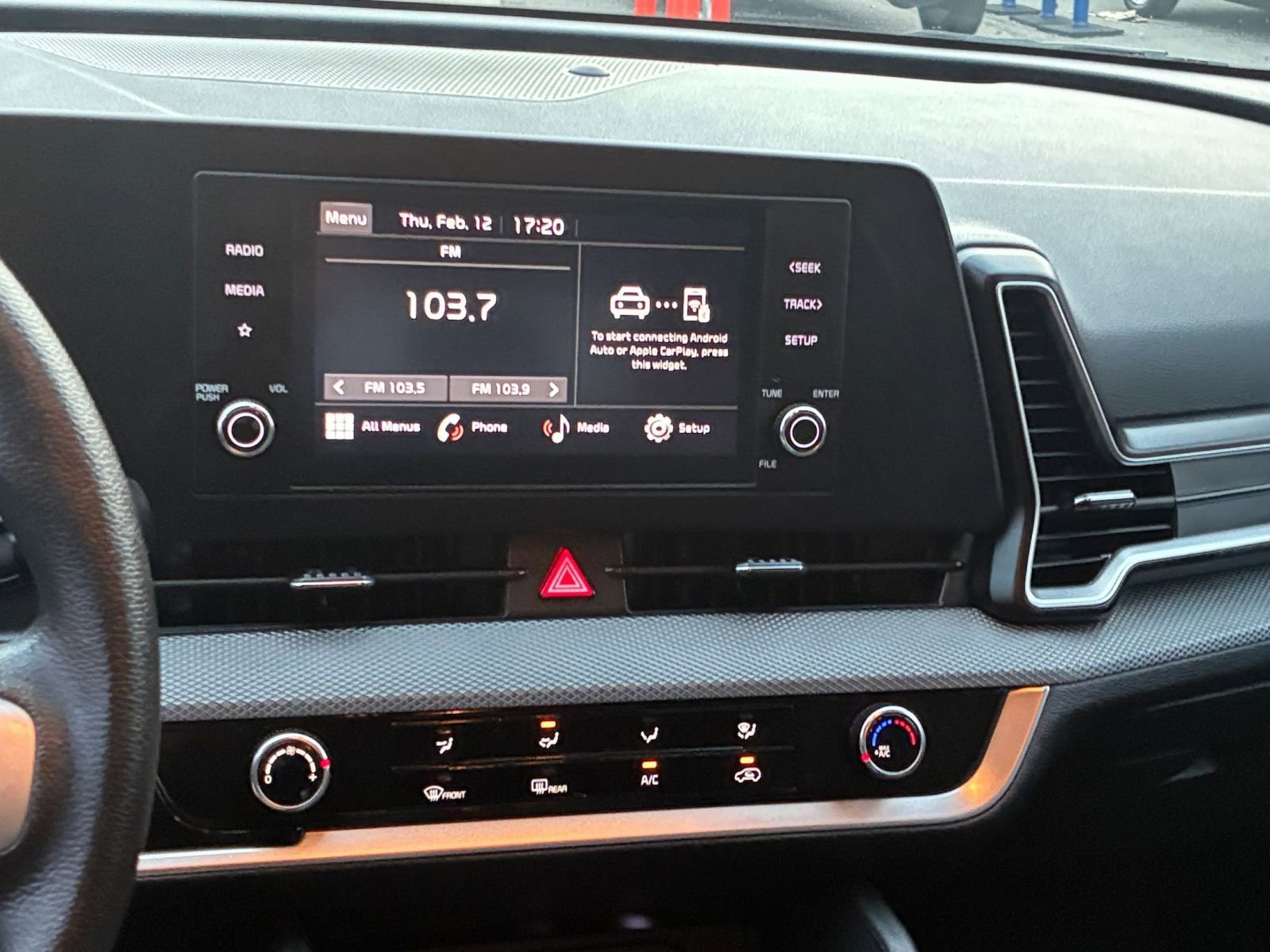 Thumbnail: 2025 Kia Sportage - 17