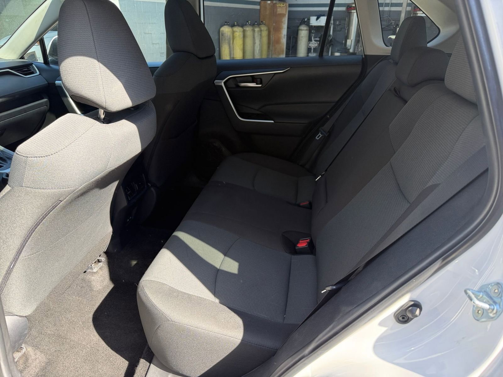 Thumbnail: 2025 Toyota RAV4 - 27