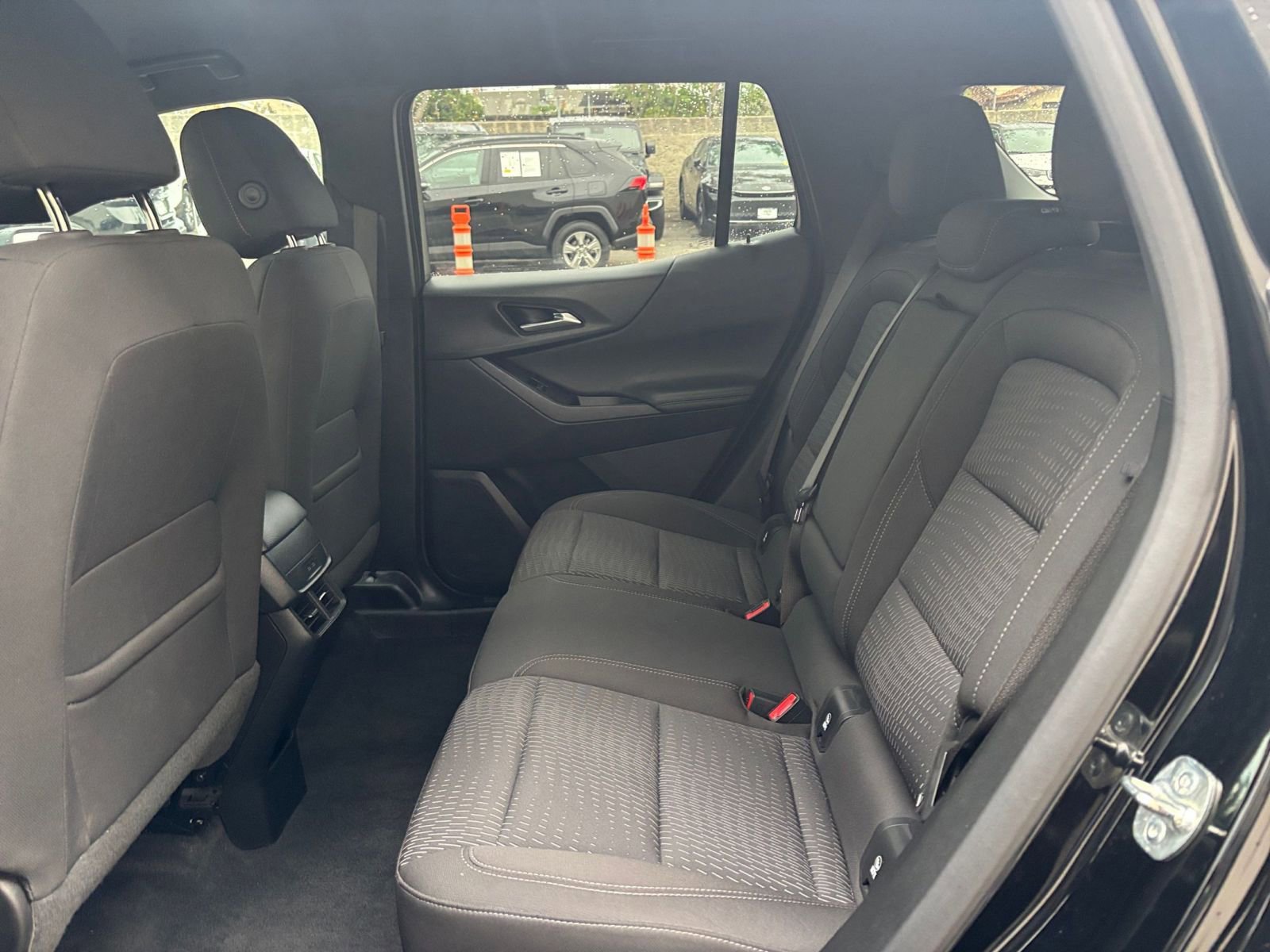 Thumbnail: 2025 Chevrolet Equinox - 25