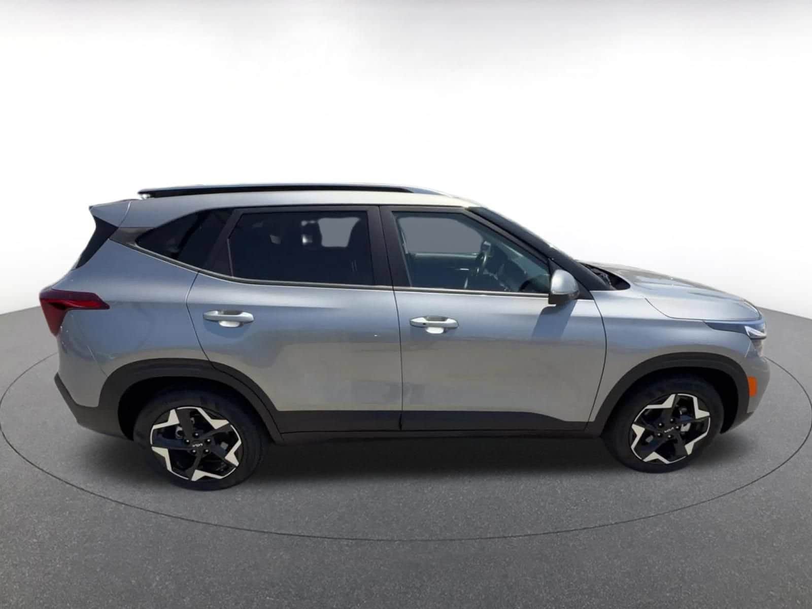 Thumbnail: 2025 Kia Seltos - 16