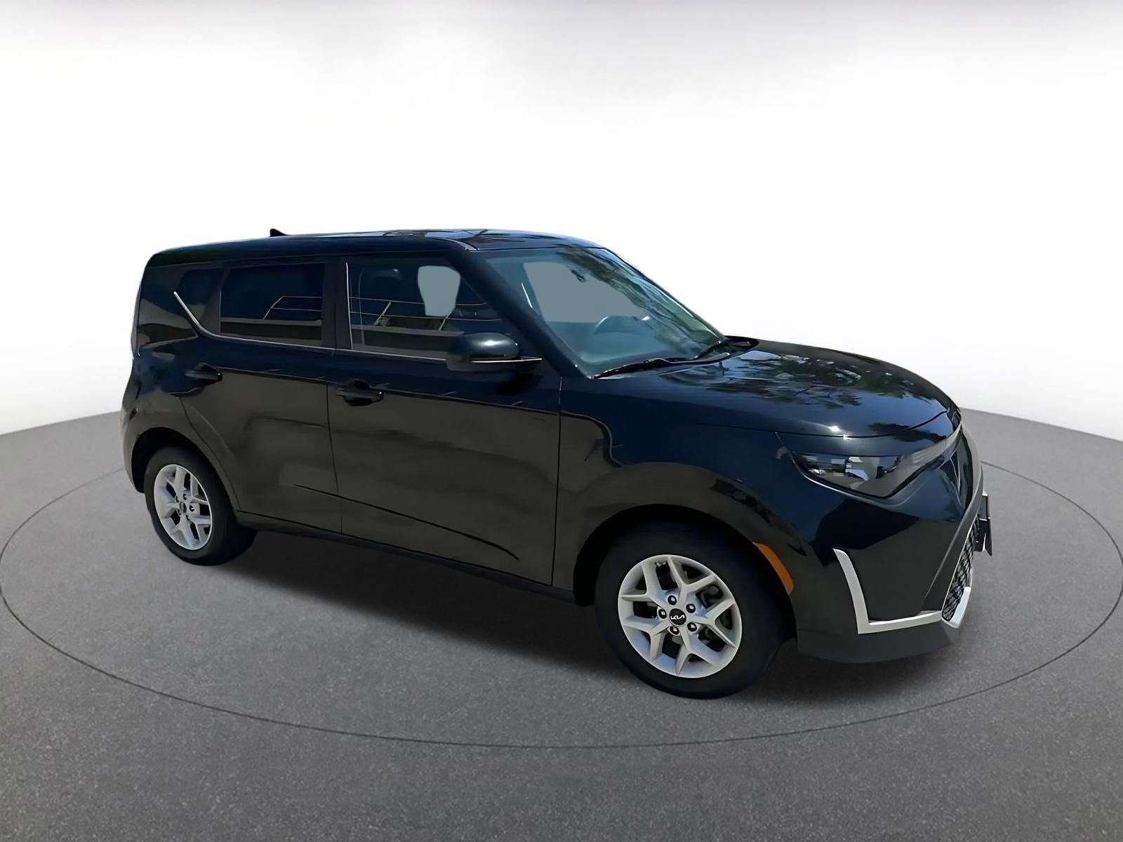 Thumbnail: 2025 Kia Soul - 2