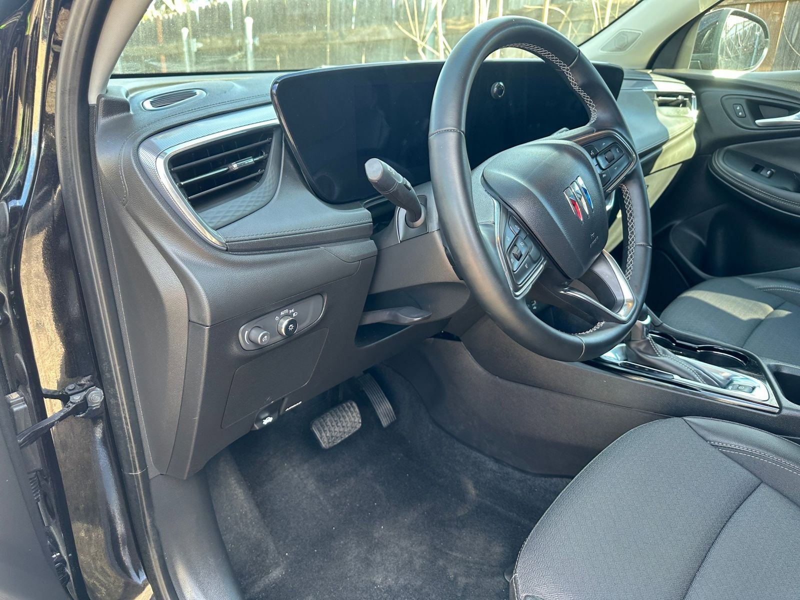 Thumbnail: 2025 Buick Encore GX - 33