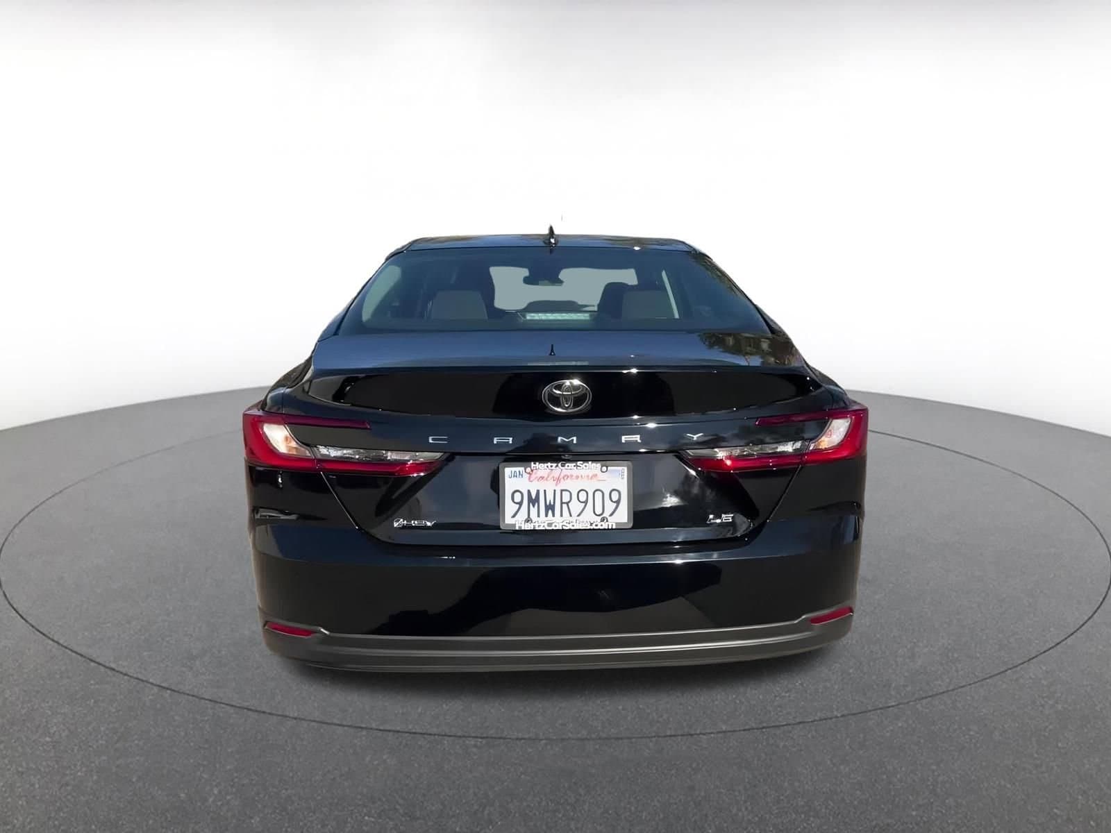 Thumbnail: 2025 Toyota Camry - 12