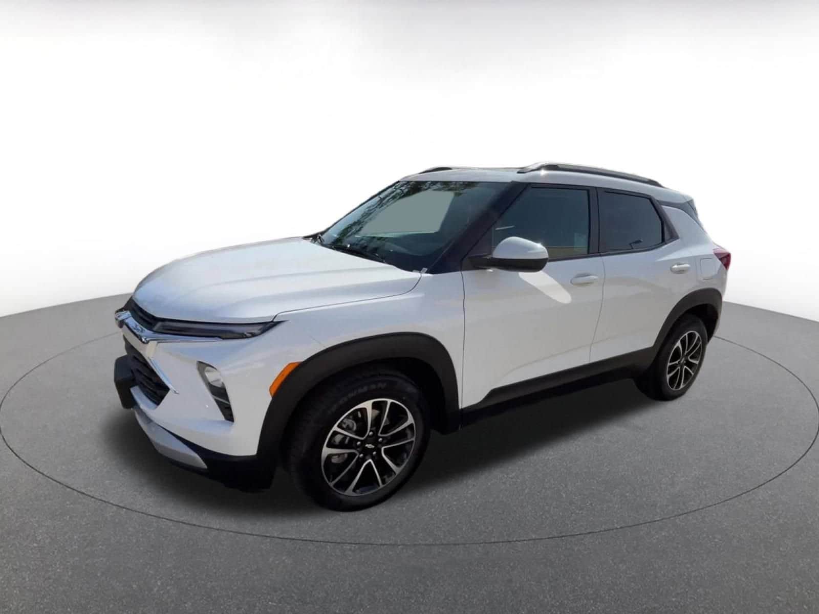 Thumbnail: 2025 Chevrolet TrailBlazer - 8