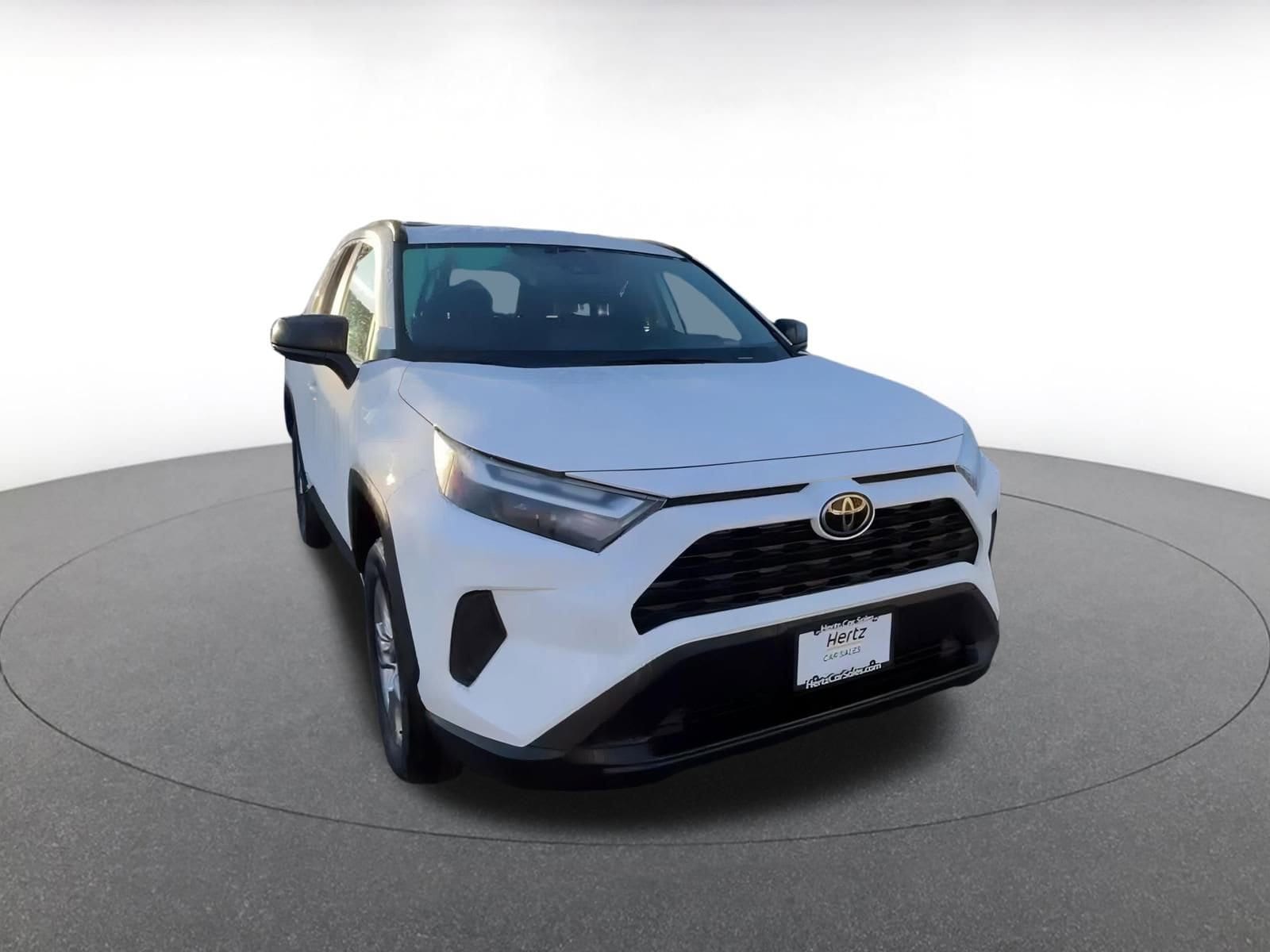 Thumbnail: 2025 Toyota RAV4 - 3