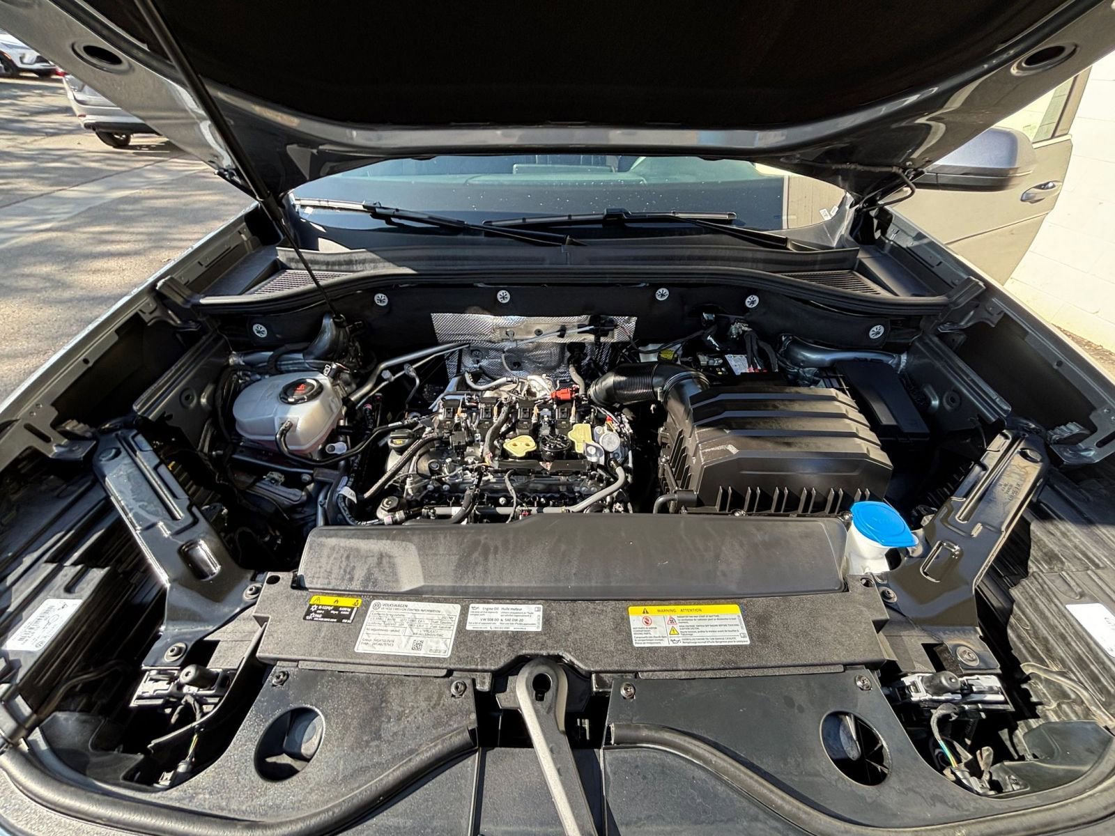 Thumbnail: 2025 Volkswagen Atlas - 33