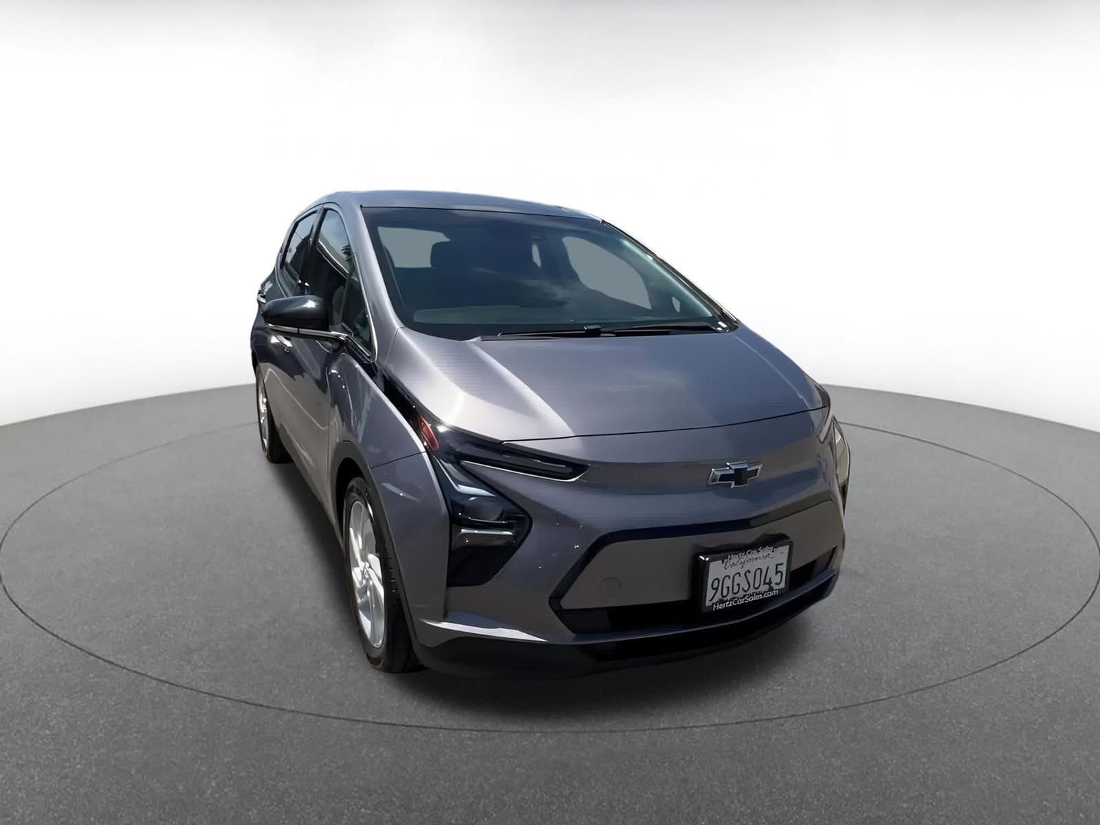 Thumbnail: 2023 Chevrolet Bolt EV - 3