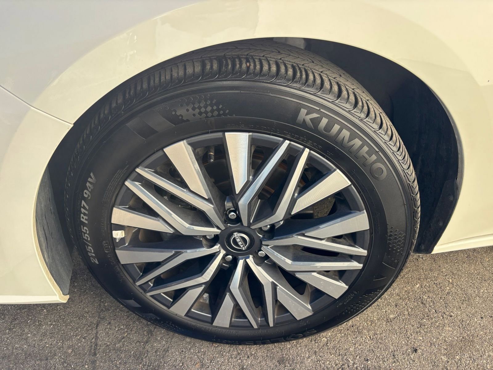 Thumbnail: 2025 Nissan Altima - 30