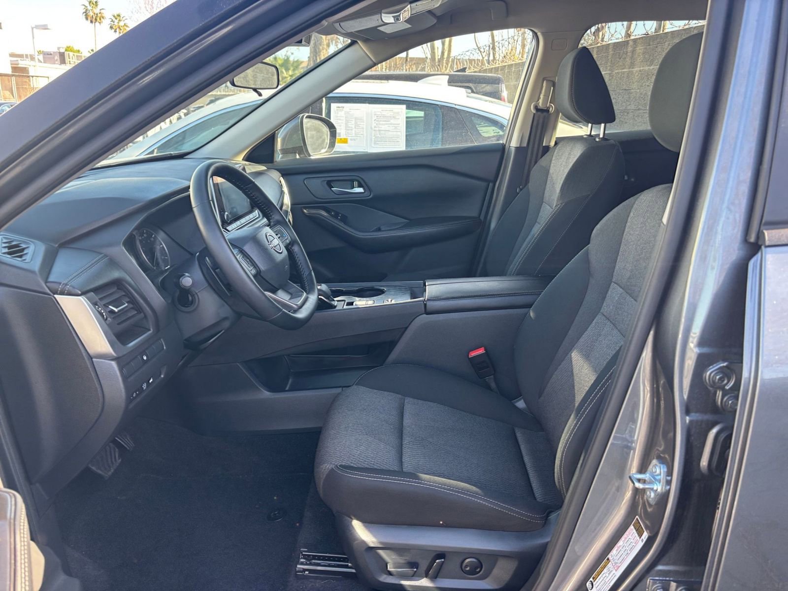 Thumbnail: 2025 Nissan Rogue - 29