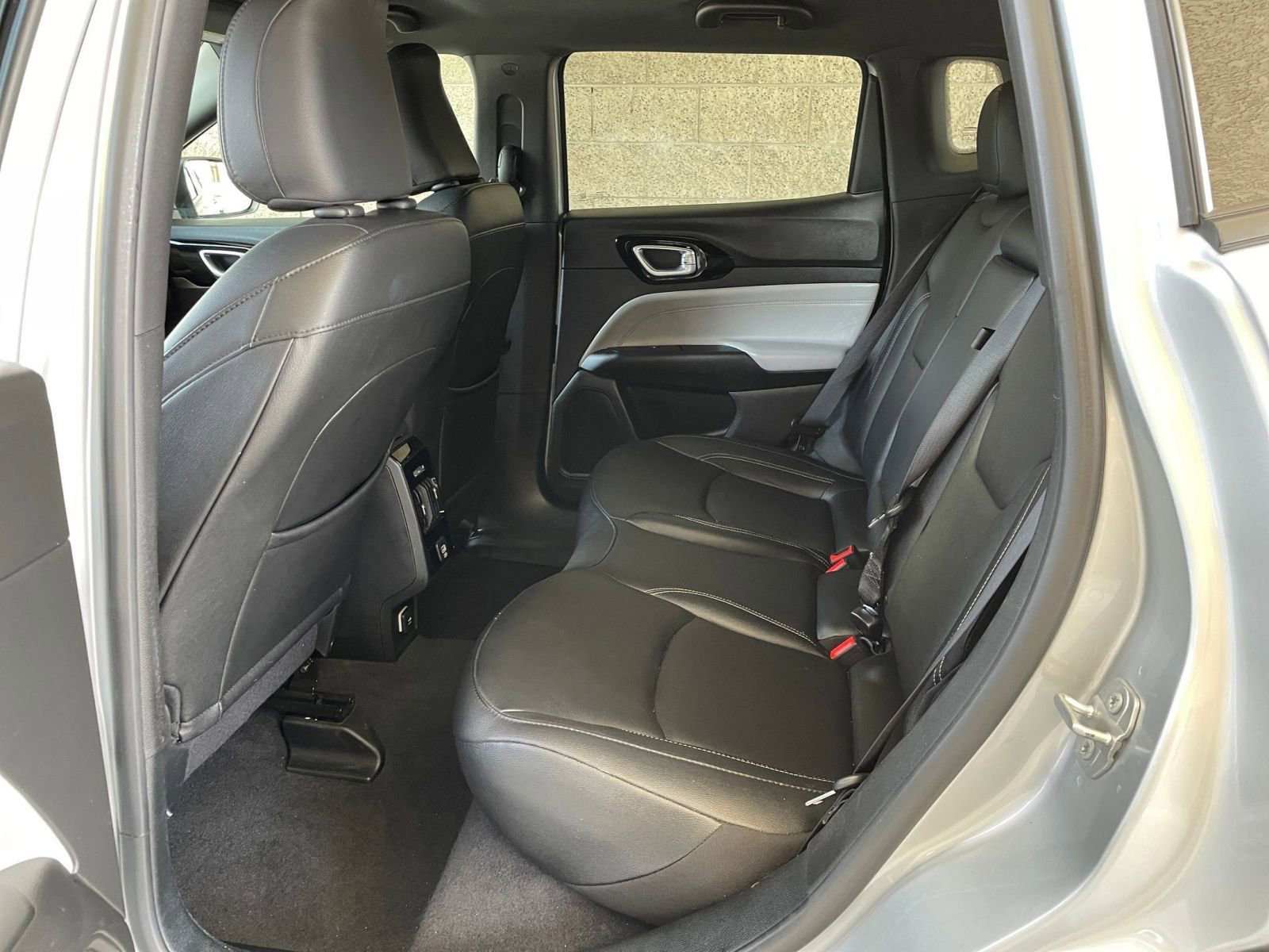 Thumbnail: 2025 Jeep Compass - 27