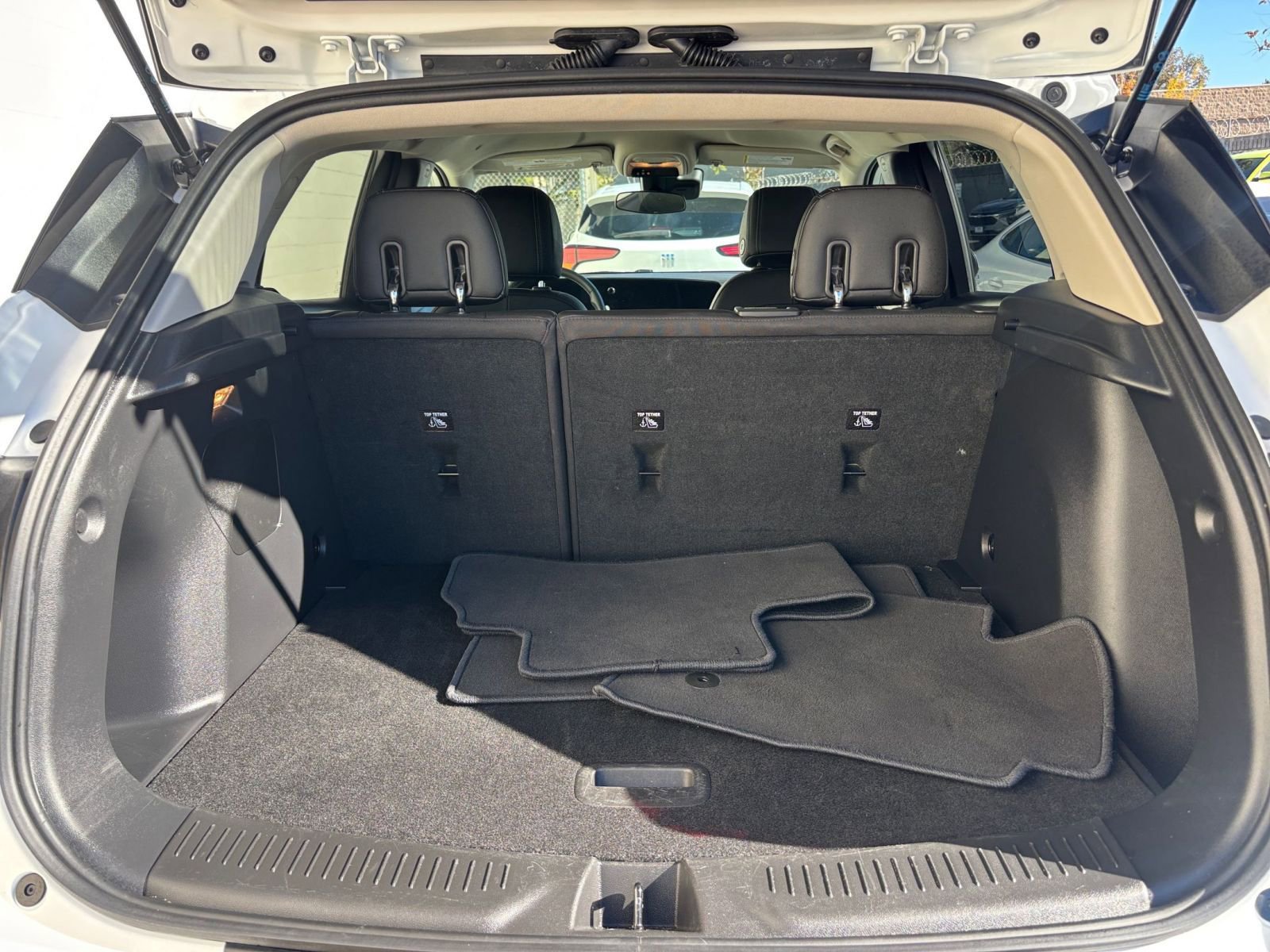 Thumbnail: 2025 Buick Encore GX - 31