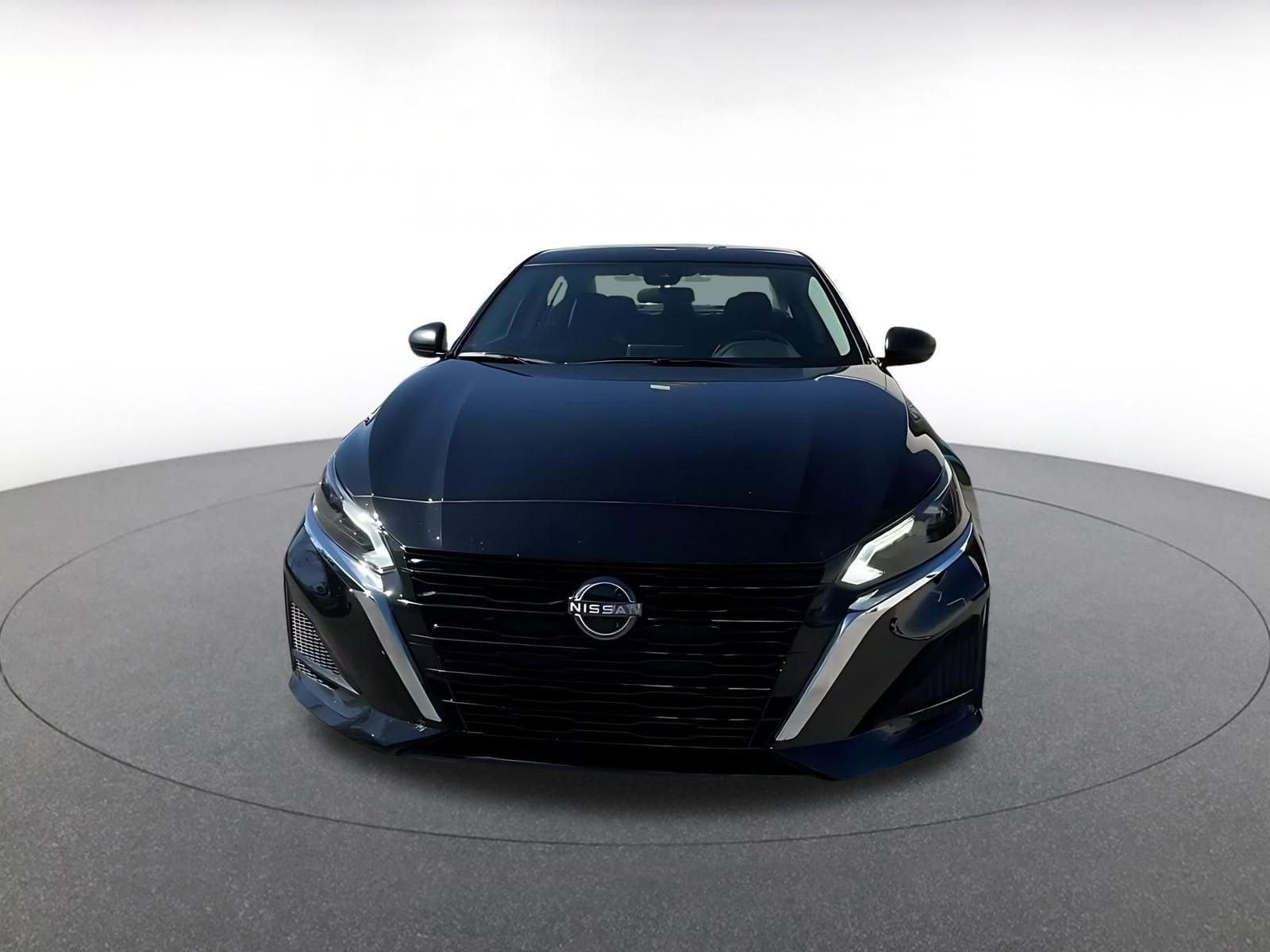 Thumbnail: 2025 Nissan Altima - 4