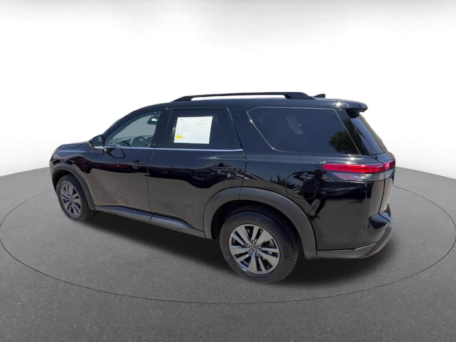 Thumbnail: 2025 Nissan Pathfinder - 10