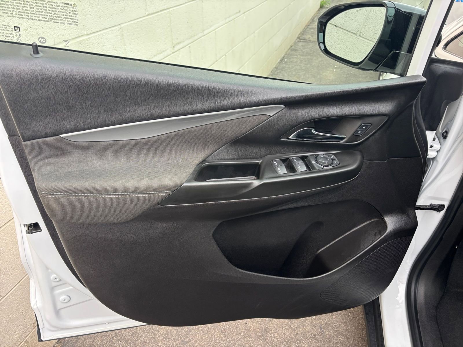 Thumbnail: 2023 Chevrolet Bolt EV - 25