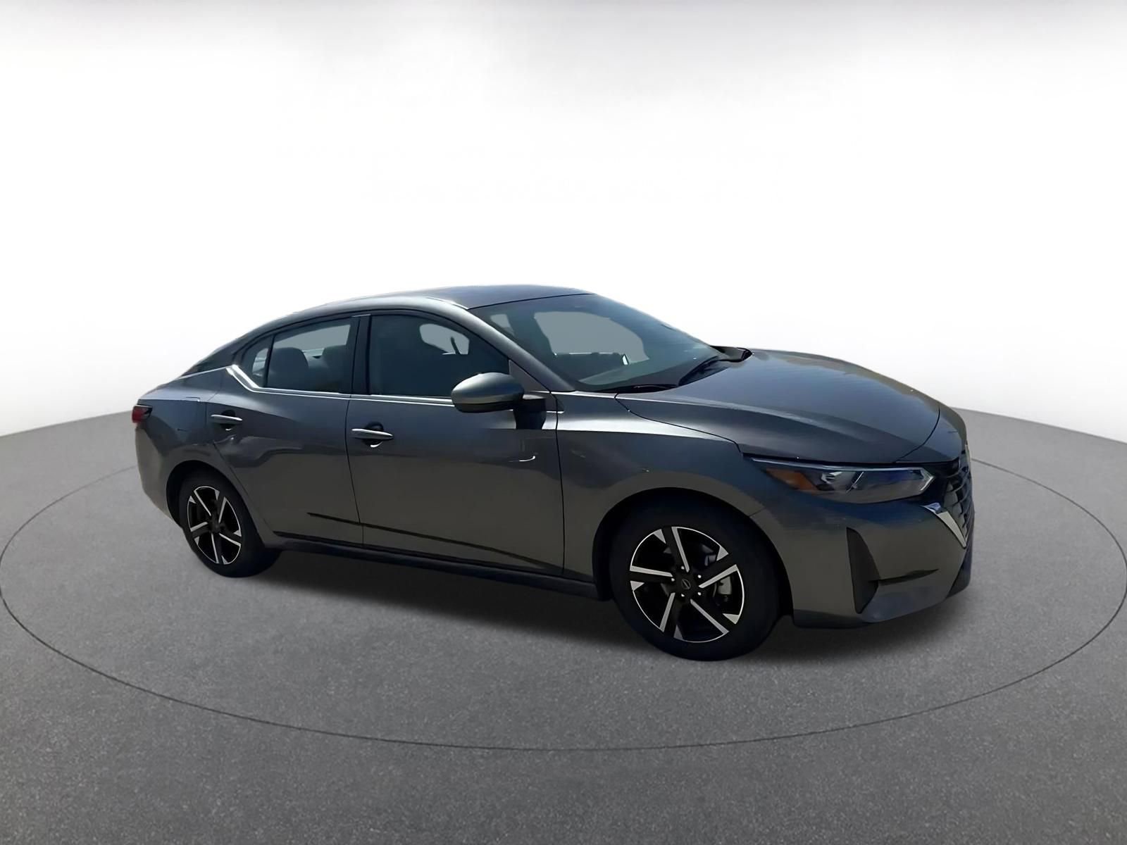 Thumbnail: 2025 Nissan Sentra - 2