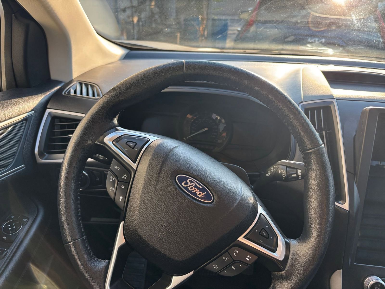 Thumbnail: 2023 Ford Edge - 34
