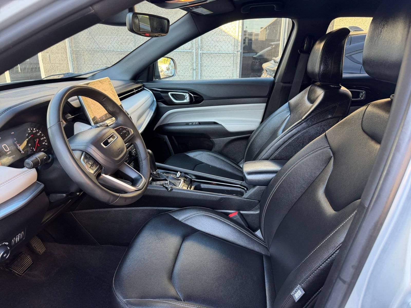 Thumbnail: 2025 Jeep Compass - 28