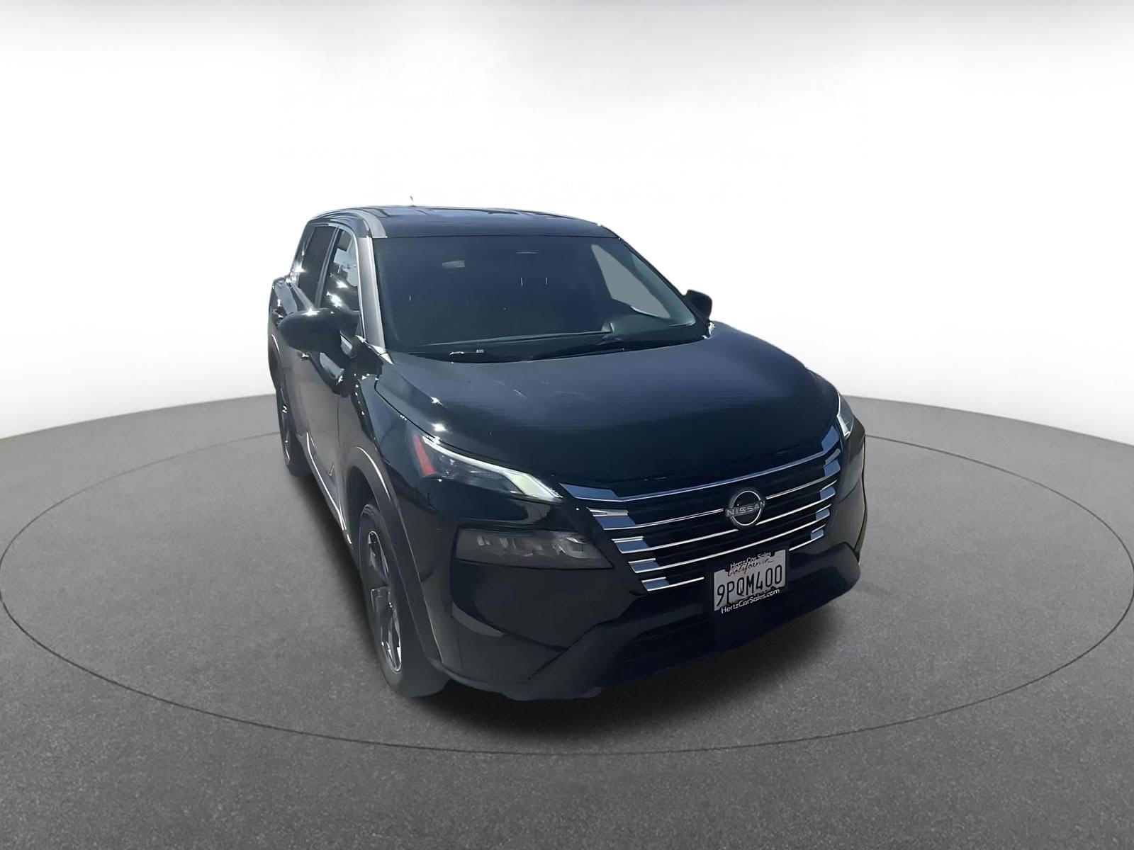 Thumbnail: 2025 Nissan Rogue - 3