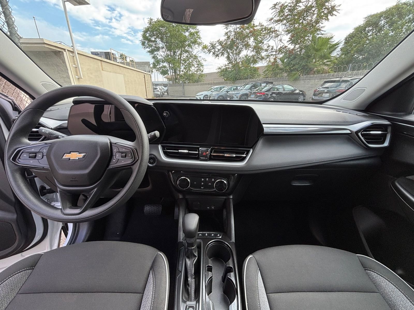 Thumbnail: 2025 Chevrolet TrailBlazer - 33