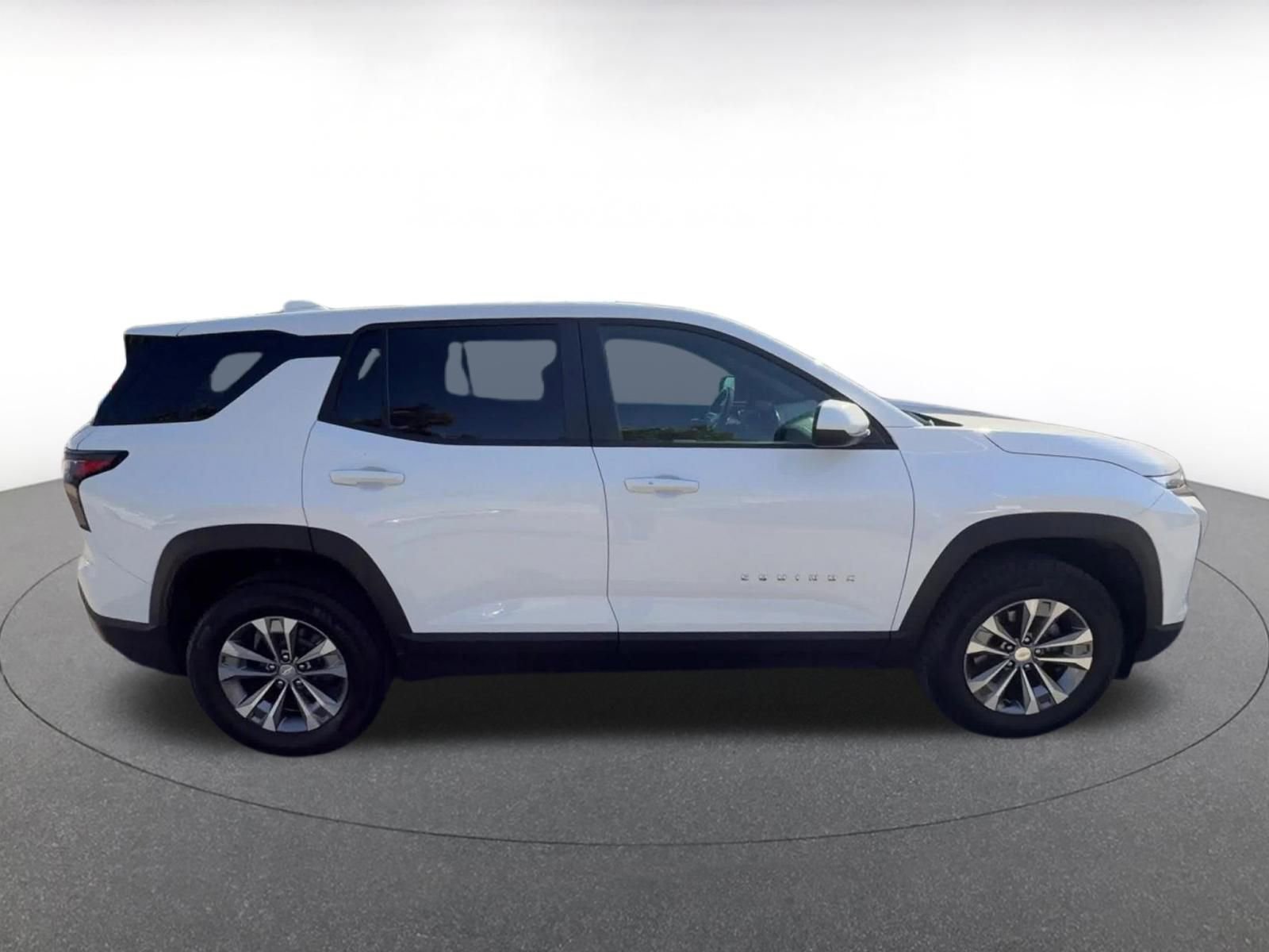 Thumbnail: 2025 Chevrolet Equinox - 16