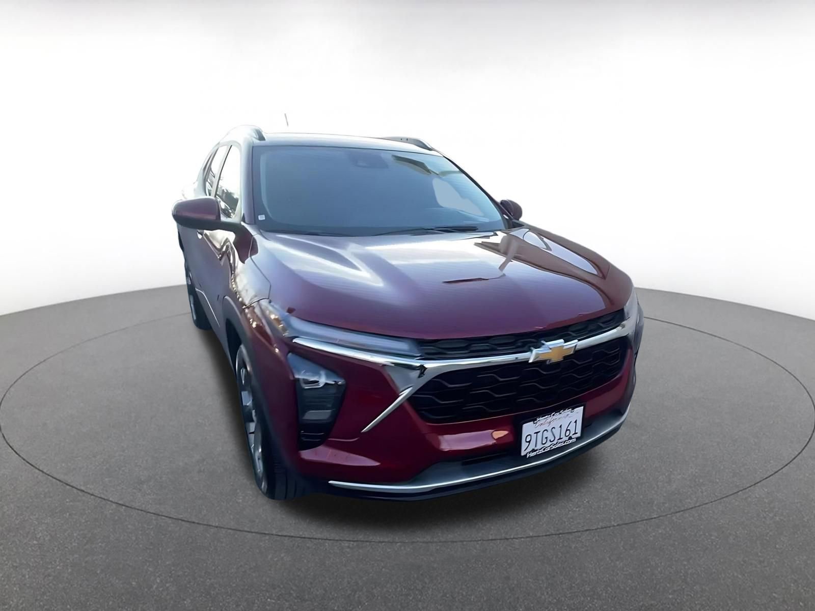 Thumbnail: 2025 Chevrolet Trax - 3