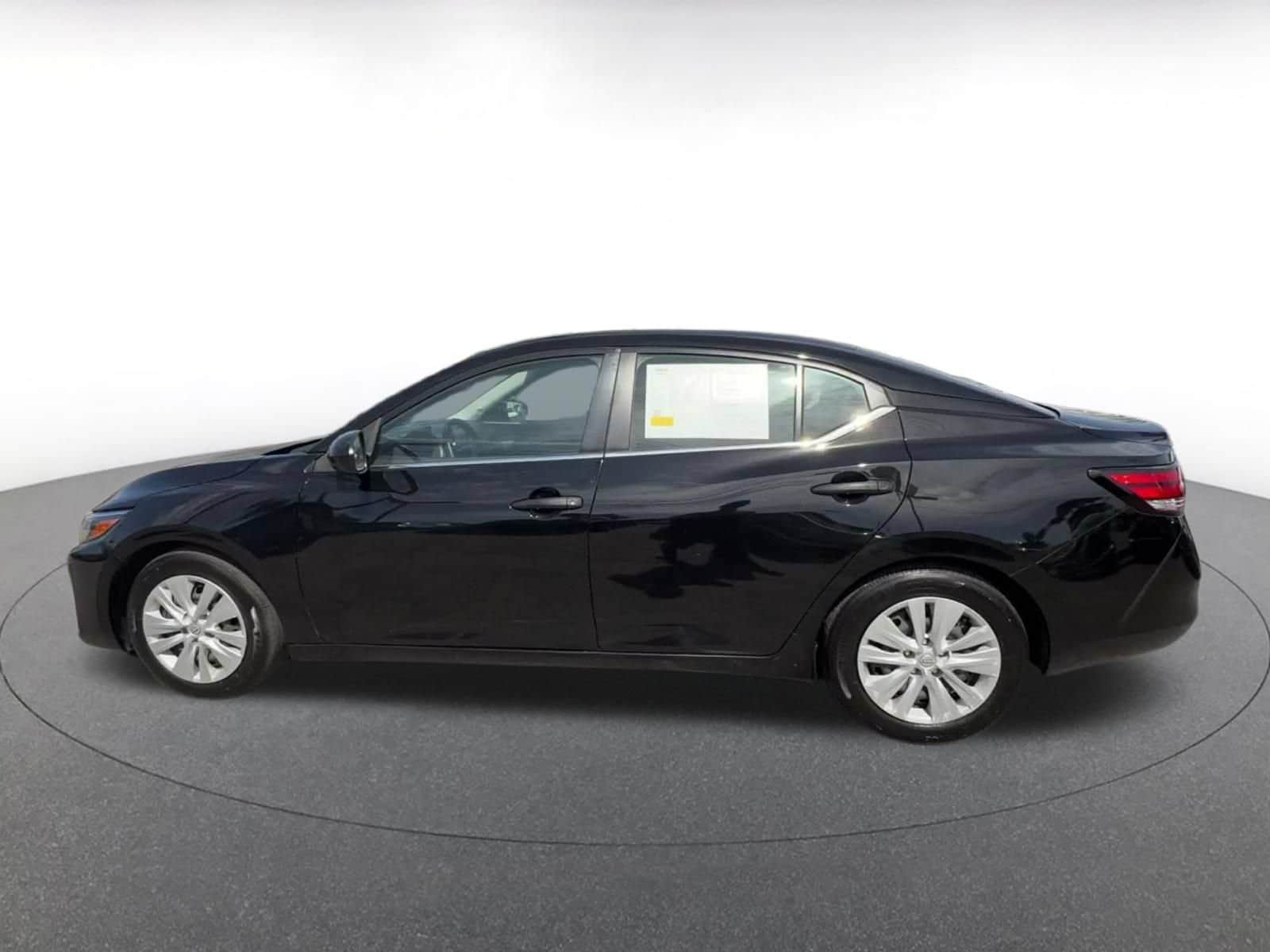 Thumbnail: 2025 Nissan Sentra - 7