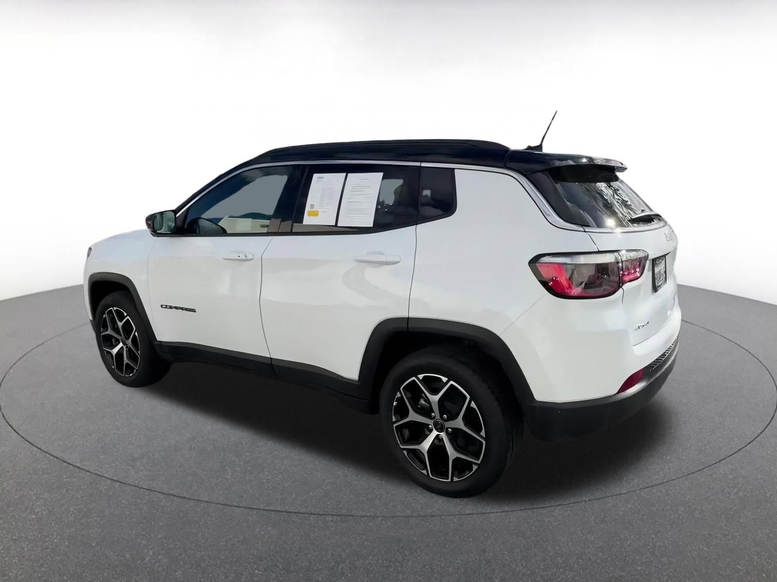 Thumbnail: 2025 Jeep Compass - 10